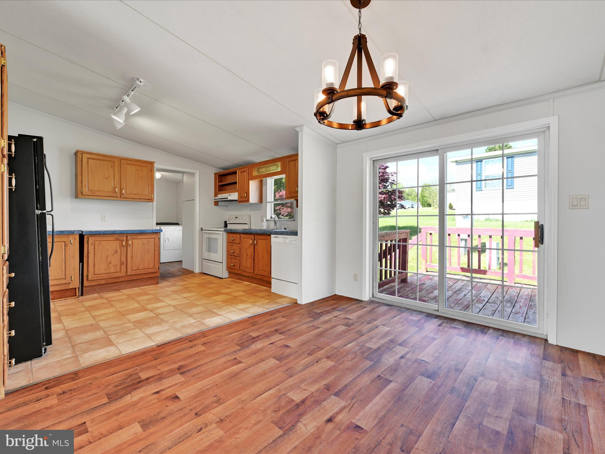 NEWBERRY FARMS - Residential
