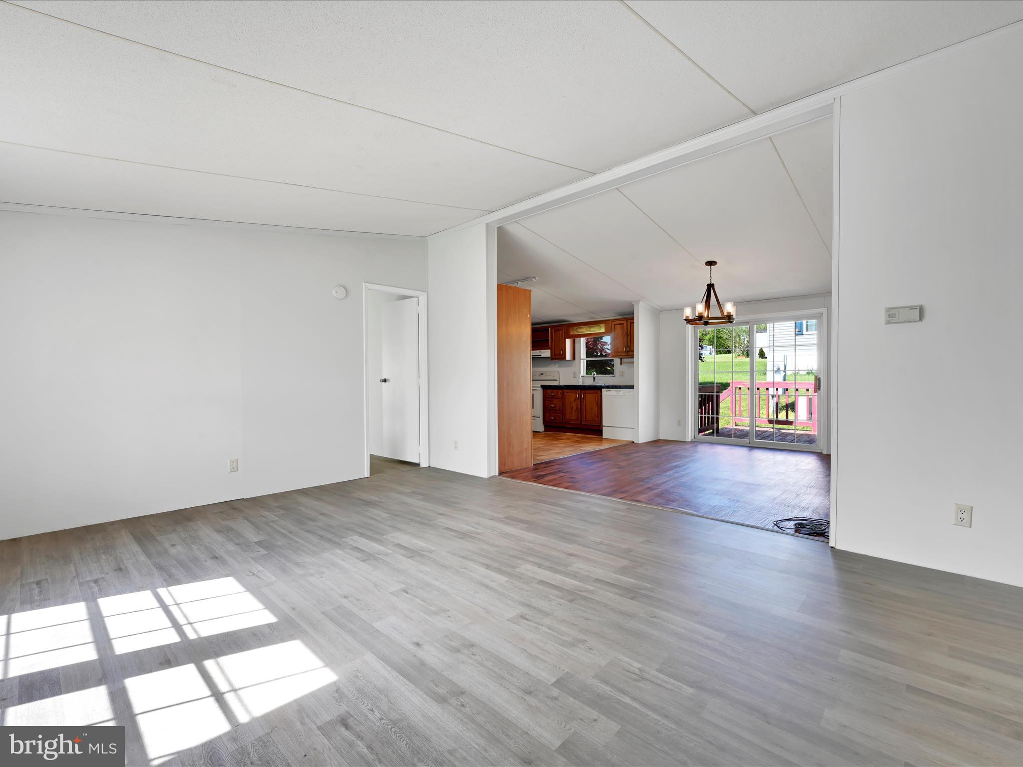 NEWBERRY FARMS - Residential
