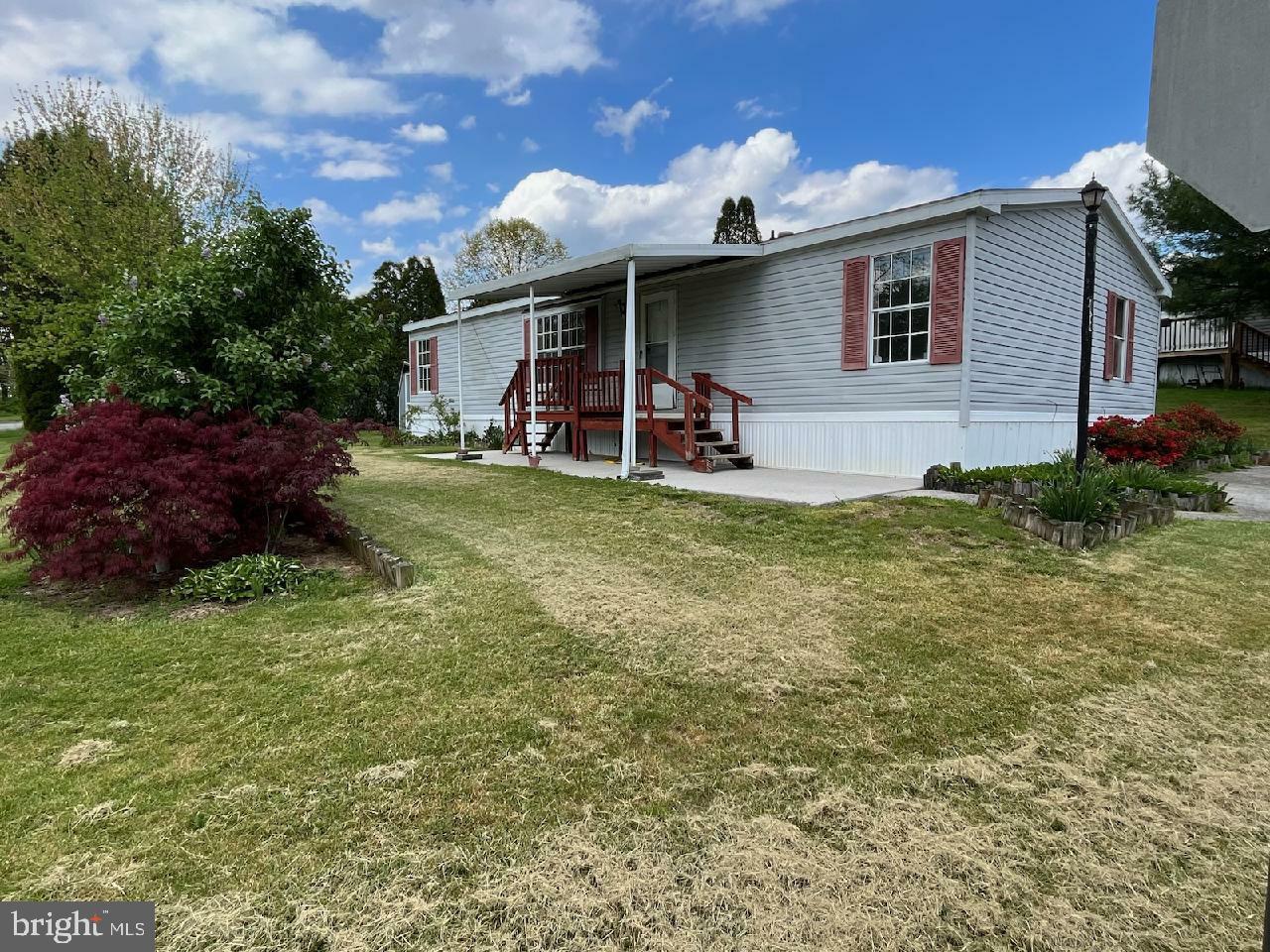 NEWBERRY FARMS - Residential
