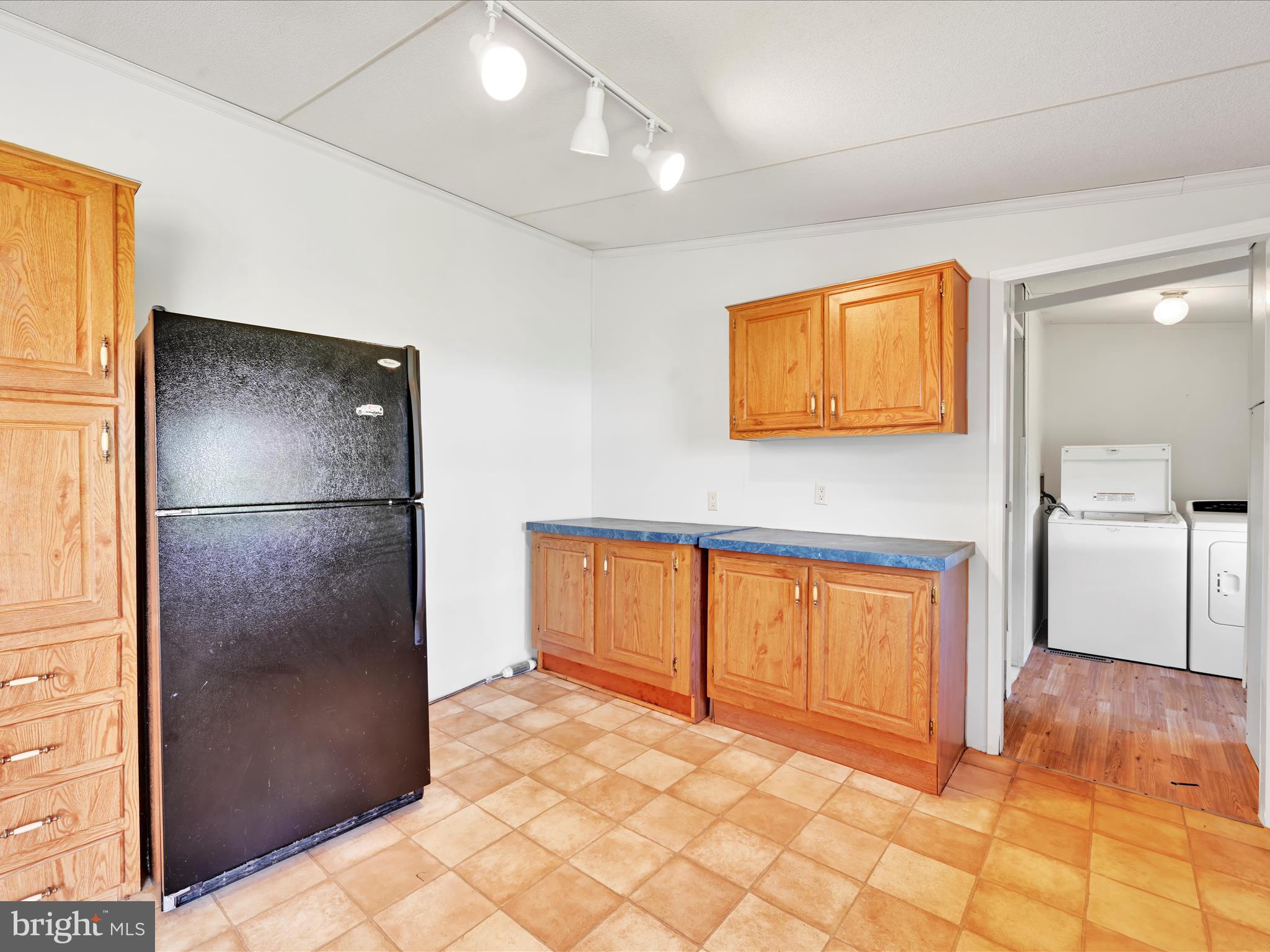 NEWBERRY FARMS - Residential