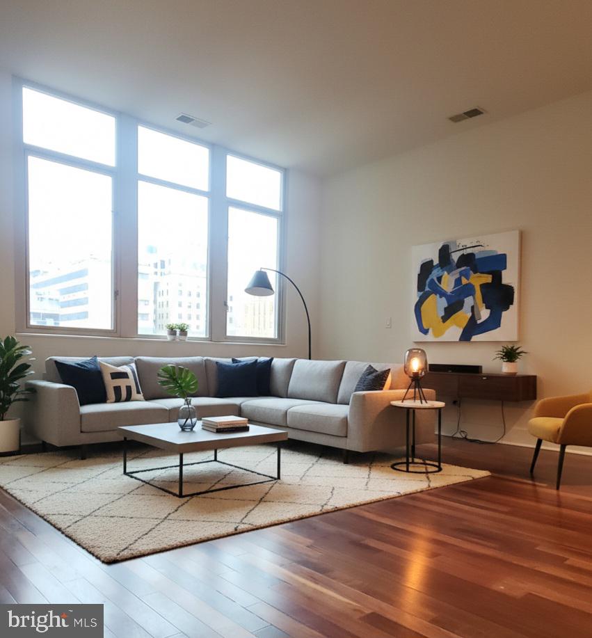 WASHINGTON SQ - Residential