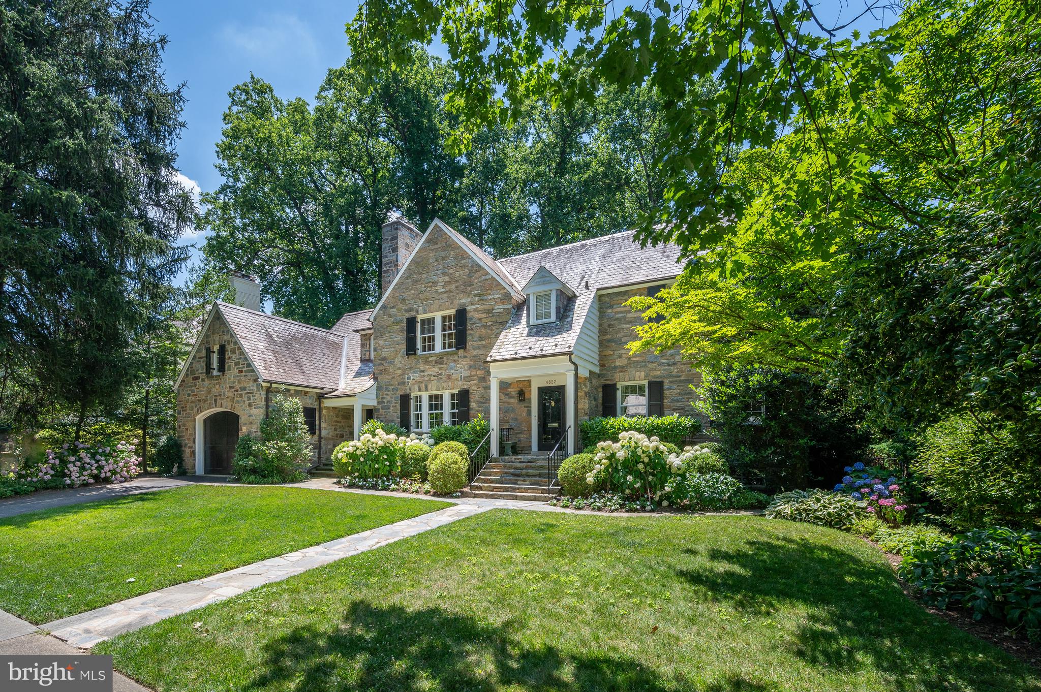 SPRING VALLEY - Residential