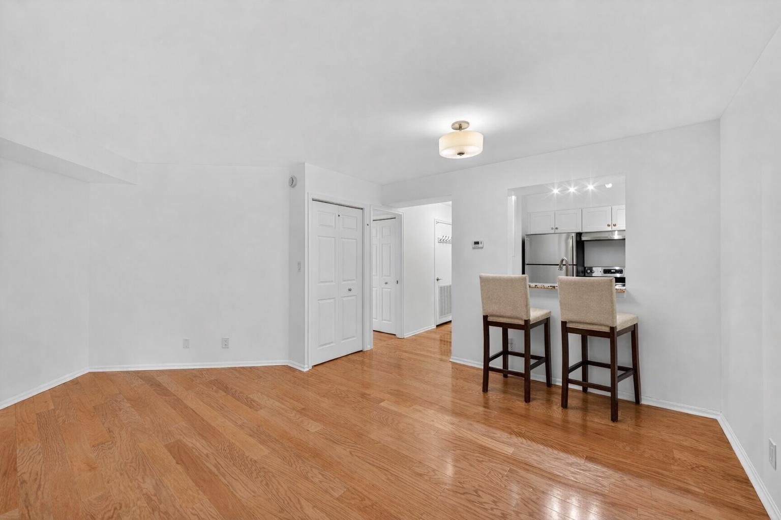 ASTORIA CONDOMINIUM - Residential