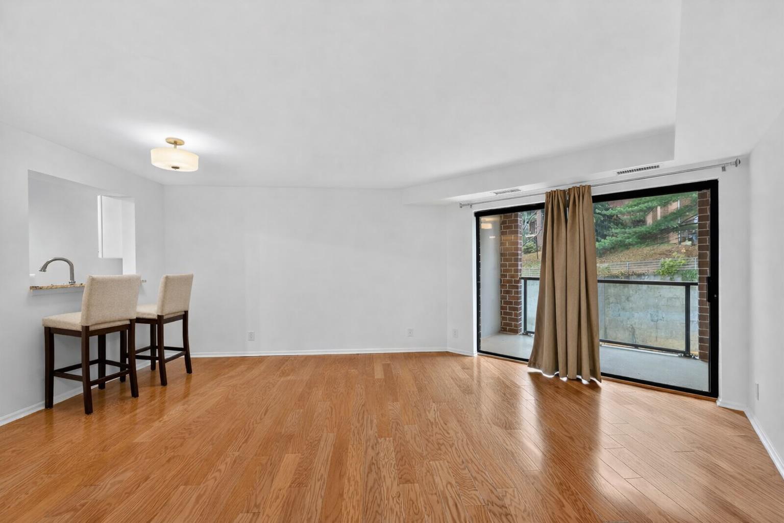 ASTORIA CONDOMINIUM - Residential