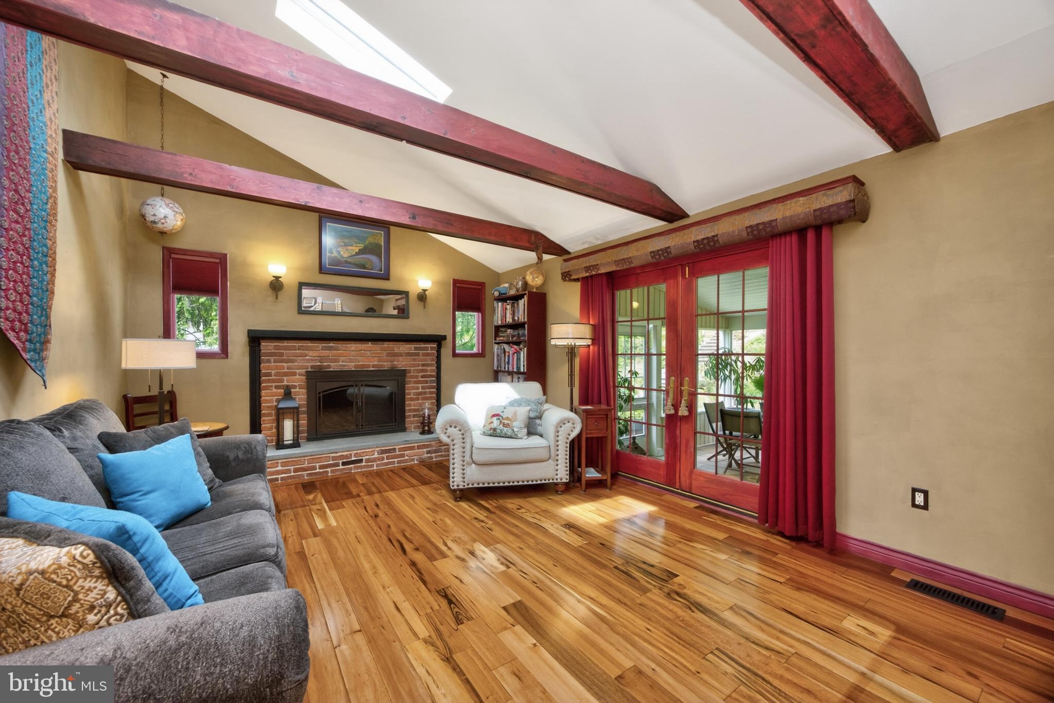 SUNNYSIDE FARMS - Residential