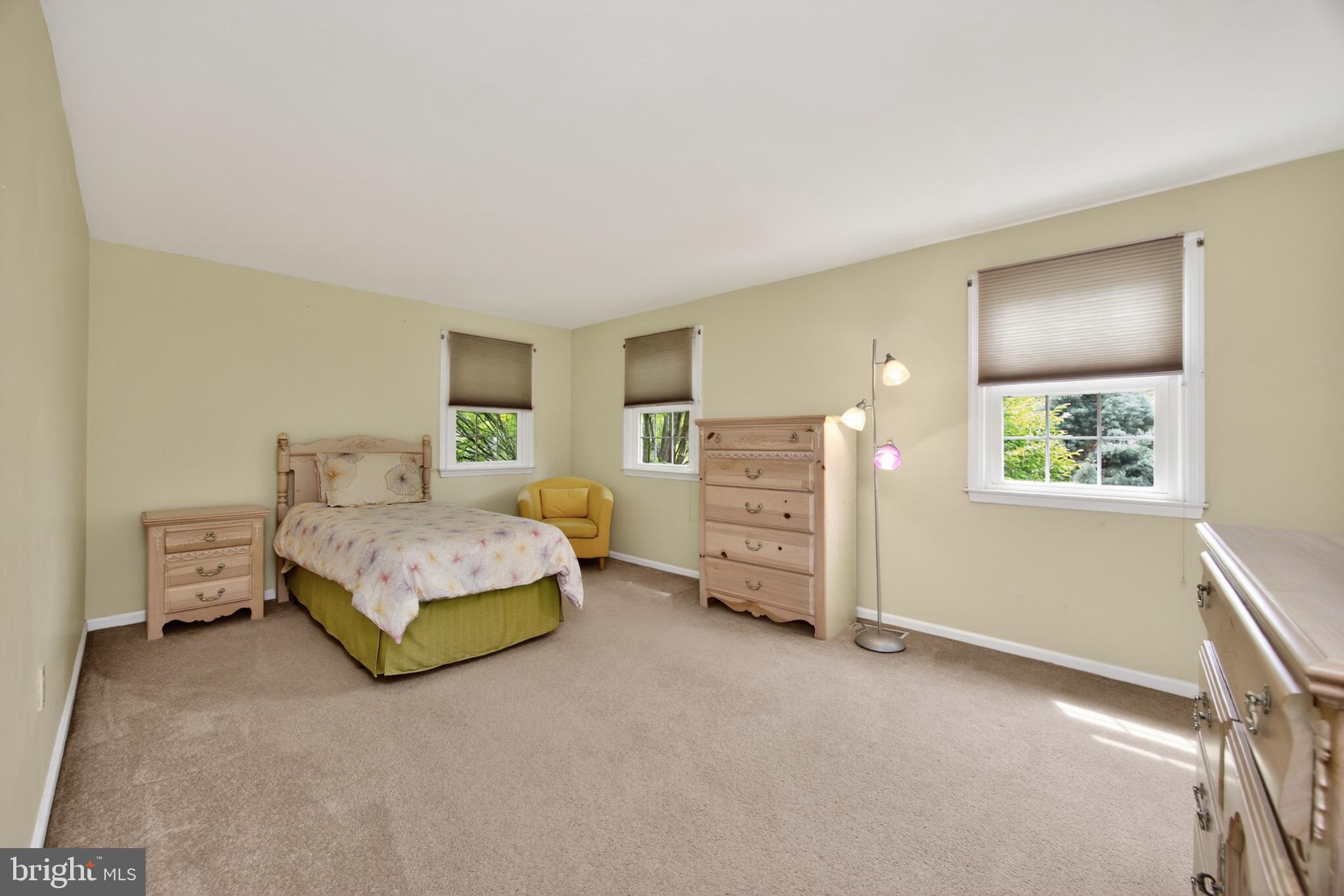 SUNNYSIDE FARMS - Residential