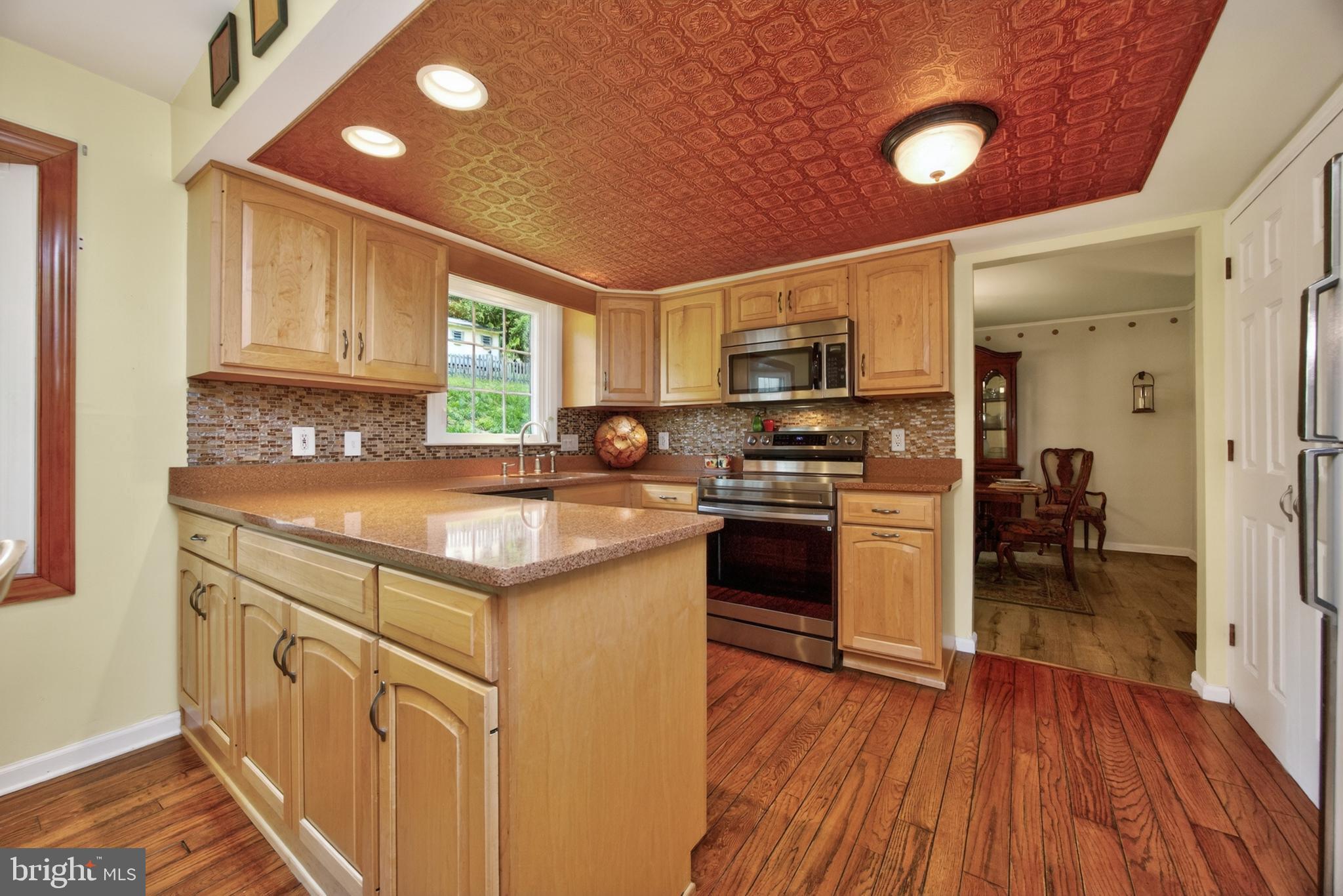 SUNNYSIDE FARMS - Residential