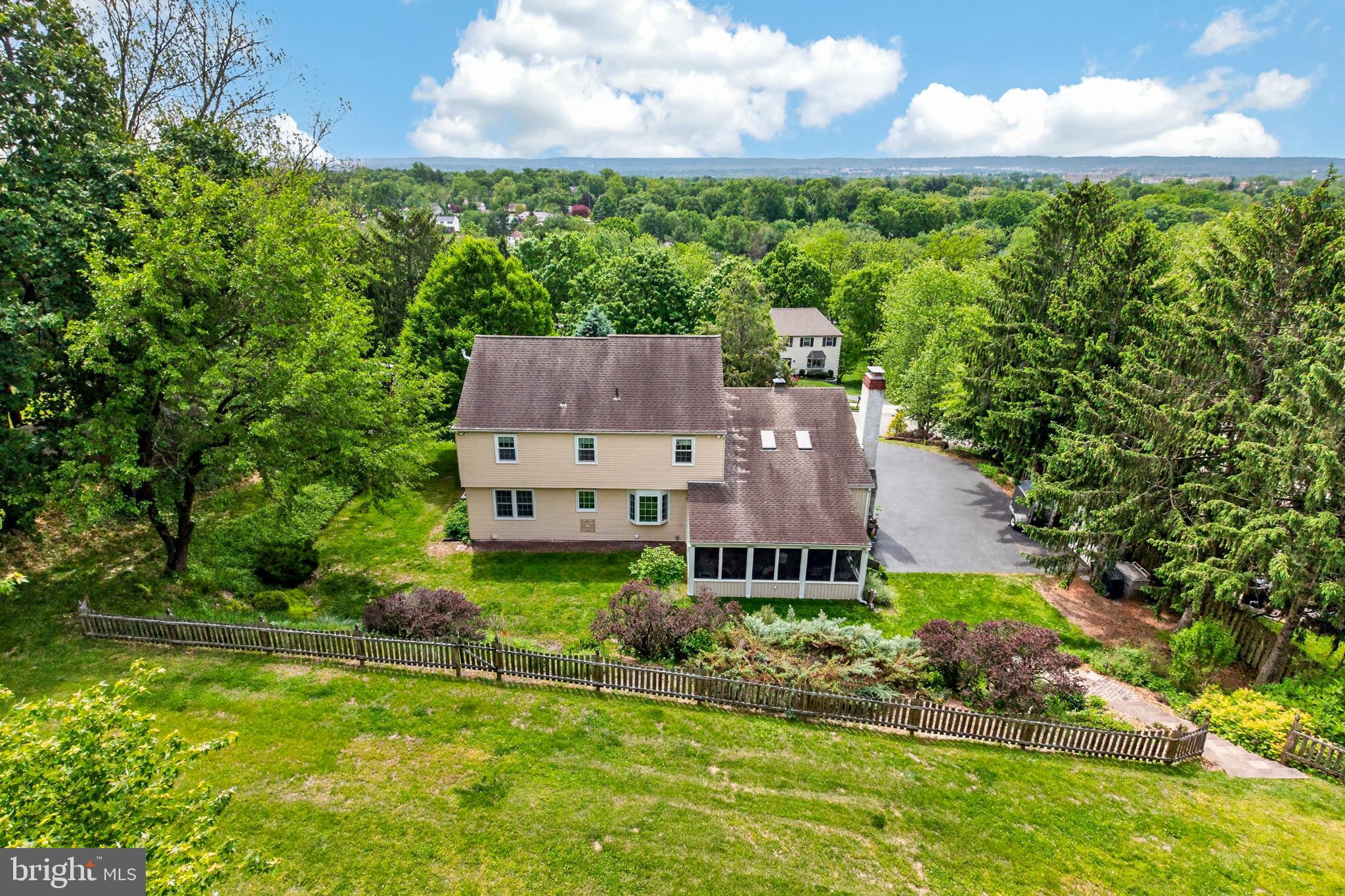 SUNNYSIDE FARMS - Residential