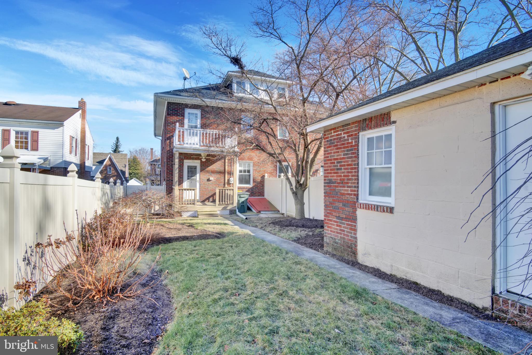 OLD EAST YORK - Residential