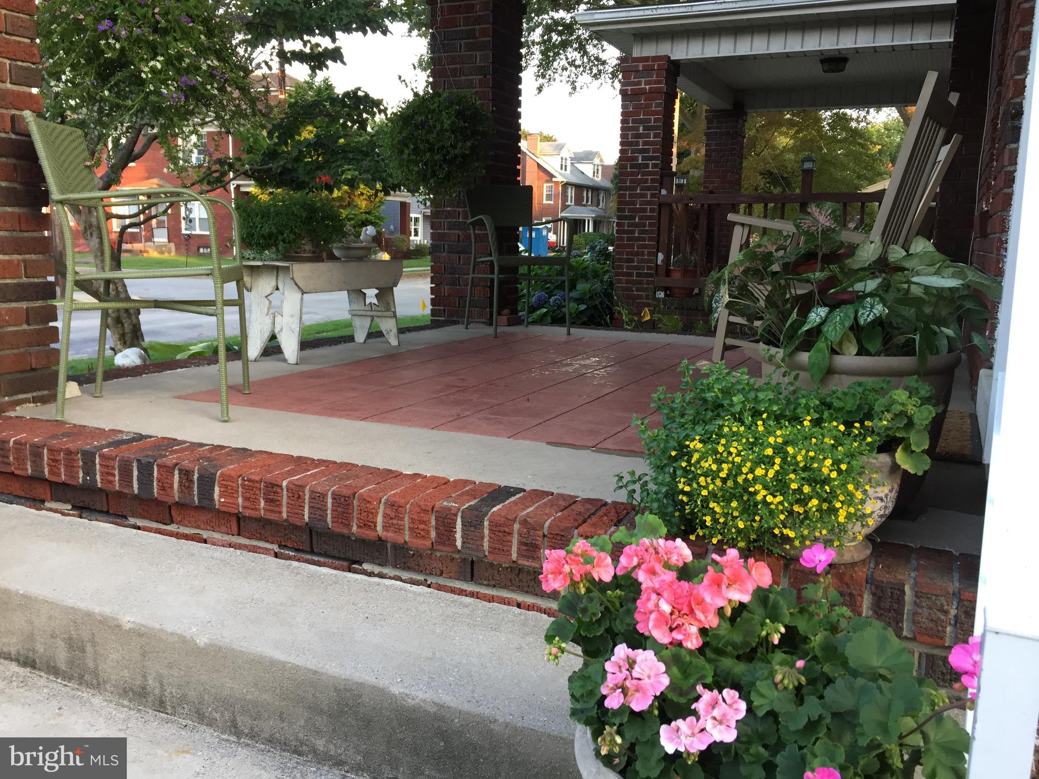 OLD EAST YORK - Residential
