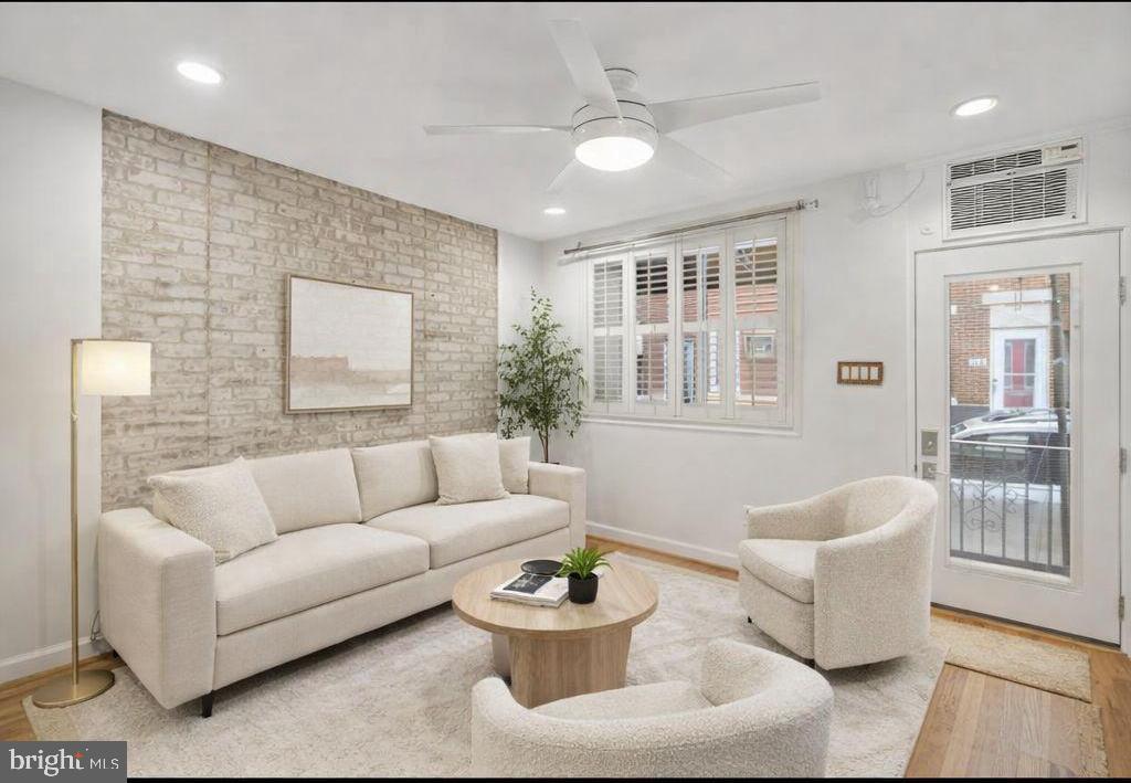 PASSYUNK SQUARE - Residential