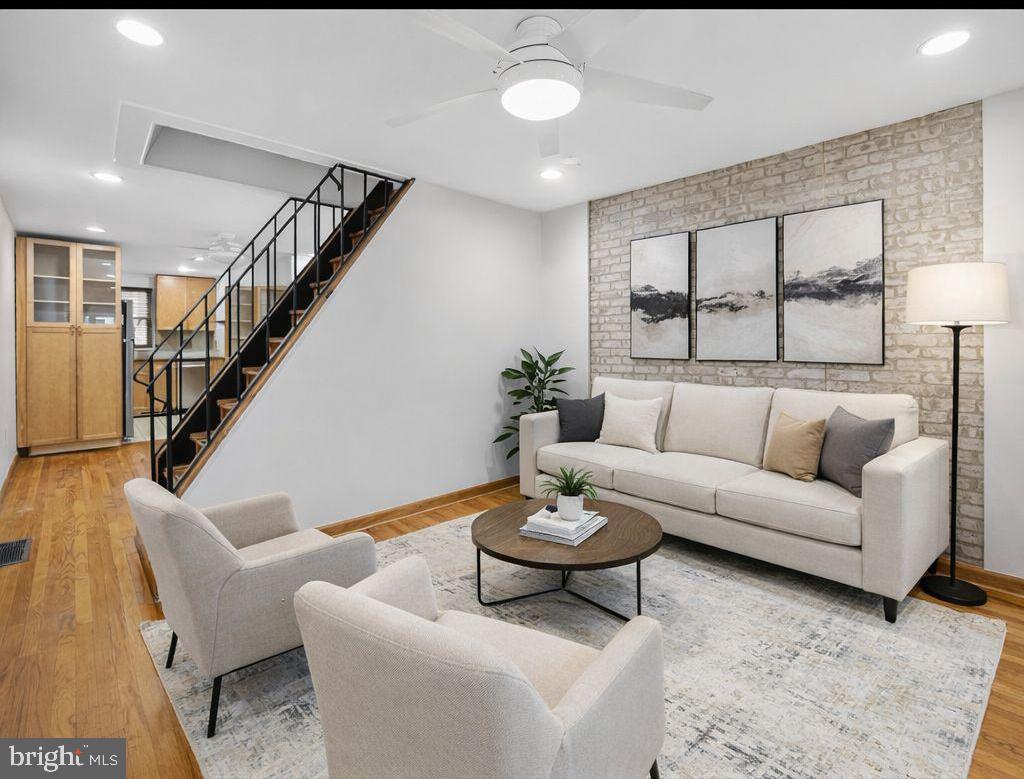 PASSYUNK SQUARE - Residential