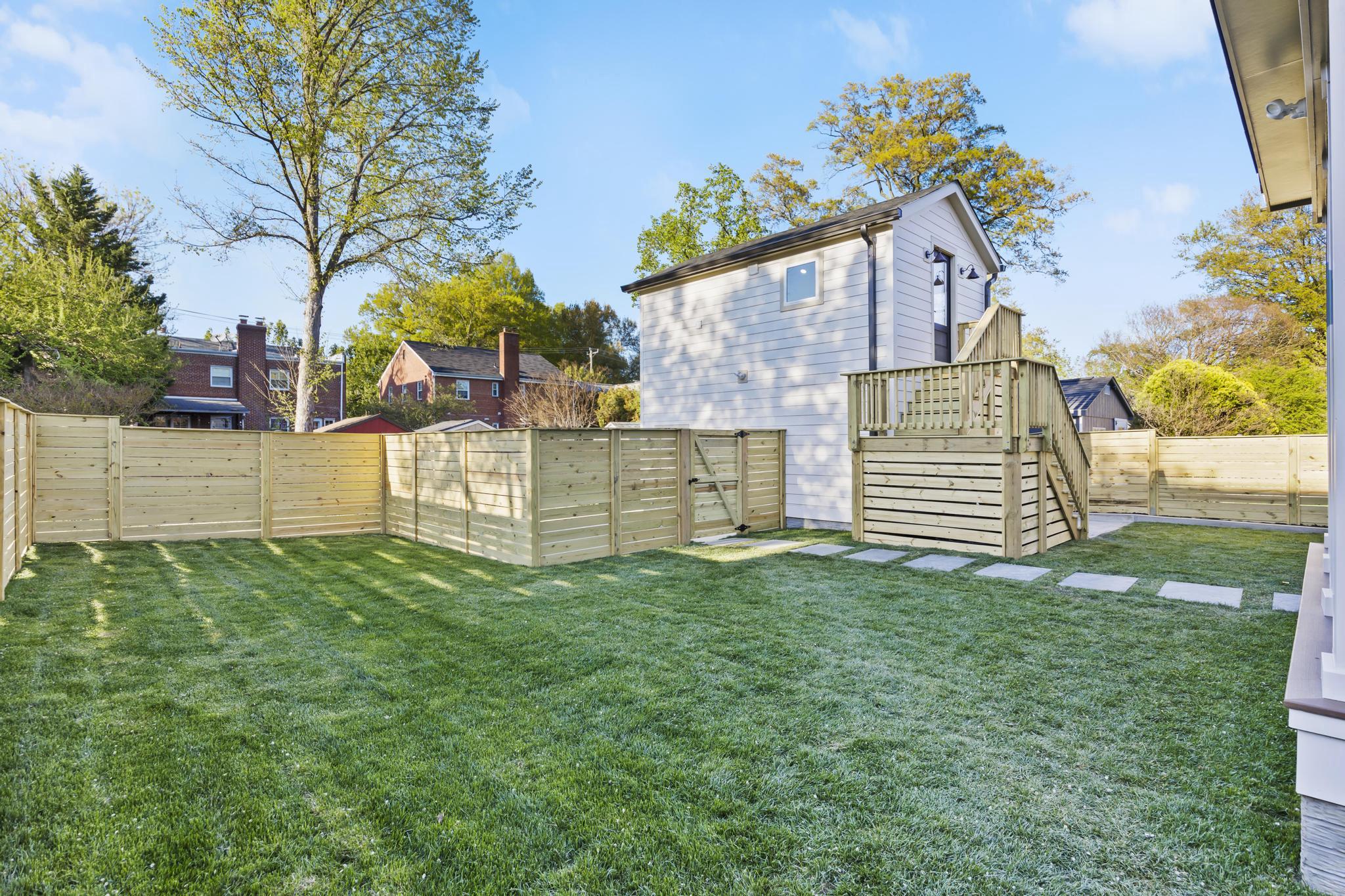DEL RAY/ROSEMONT - Residential