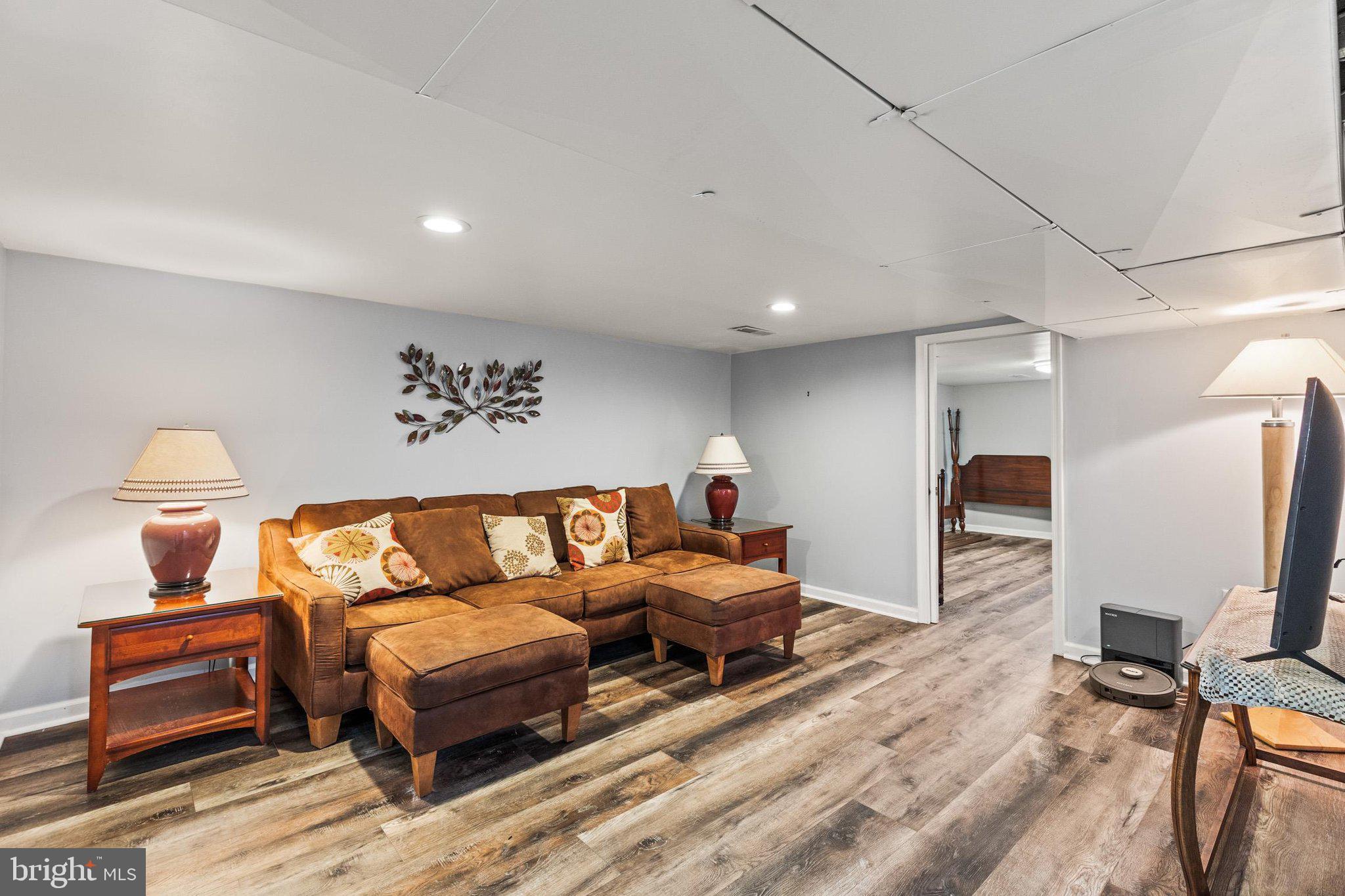 CAMP HILL BOROUGH - Residential