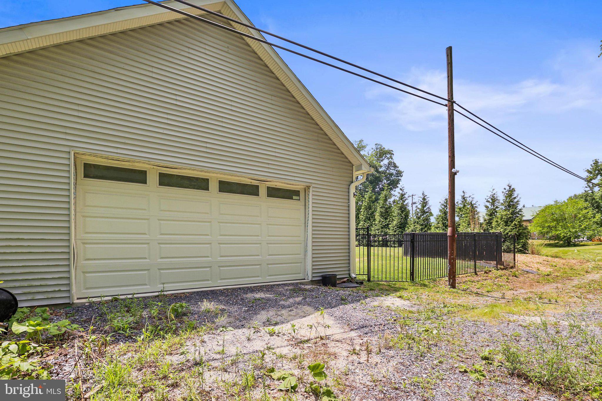 CAMP HILL BOROUGH - Residential