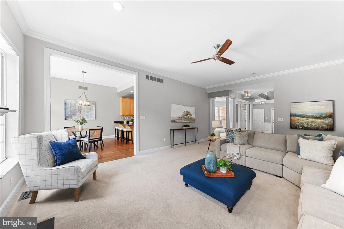 CHERRY CREEK - Residential