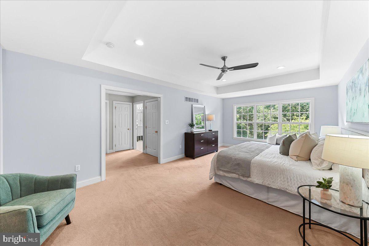 CHERRY CREEK - Residential