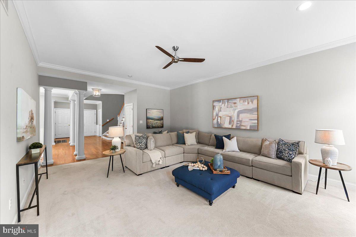 CHERRY CREEK - Residential