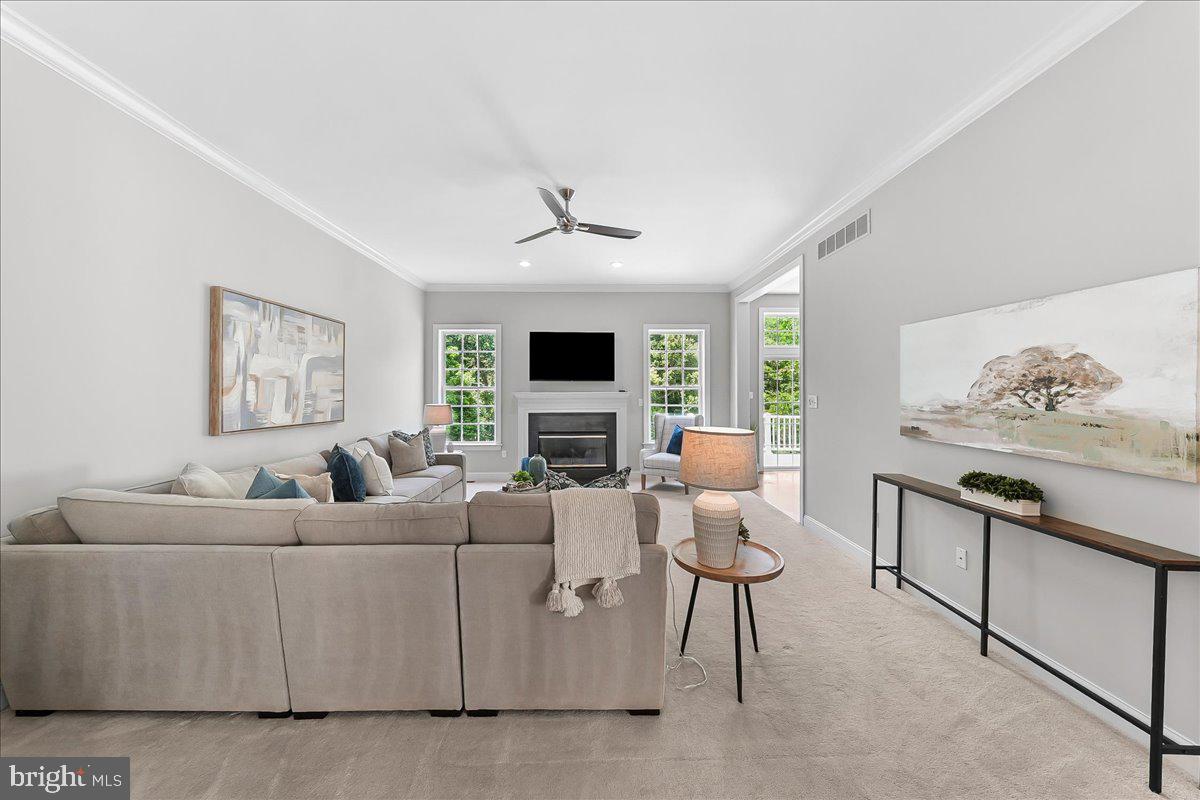 CHERRY CREEK - Residential