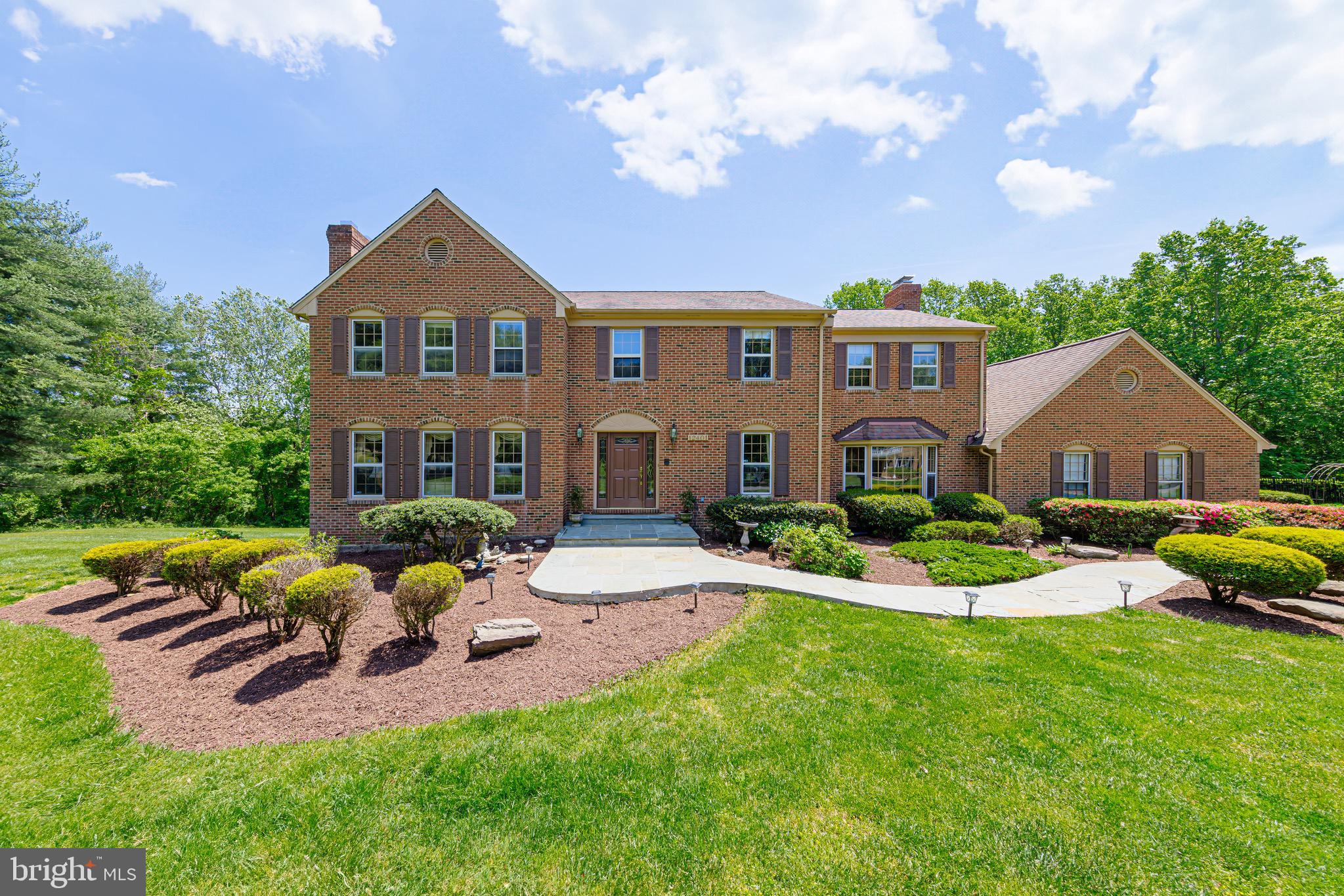 RIVERS EDGE - Residential