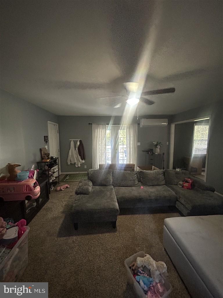 MEADOWBROOK PARK - Residential