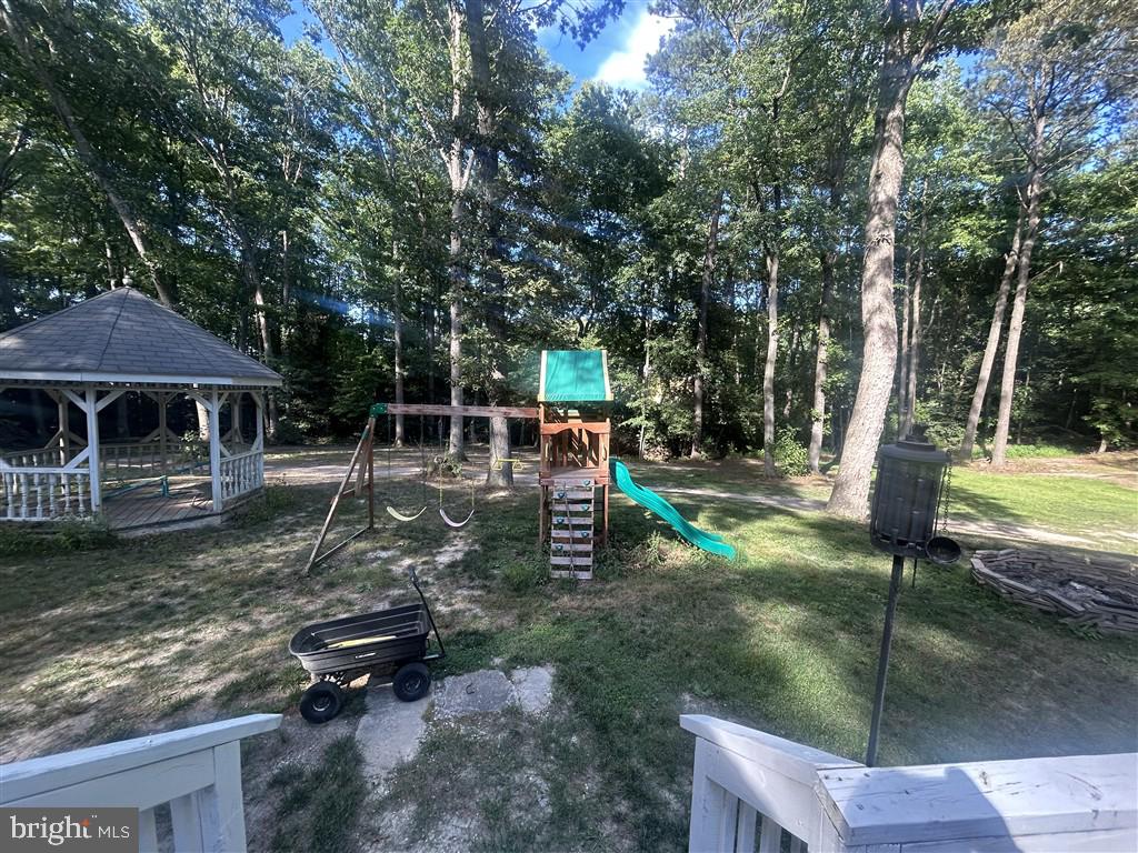 MEADOWBROOK PARK - Residential