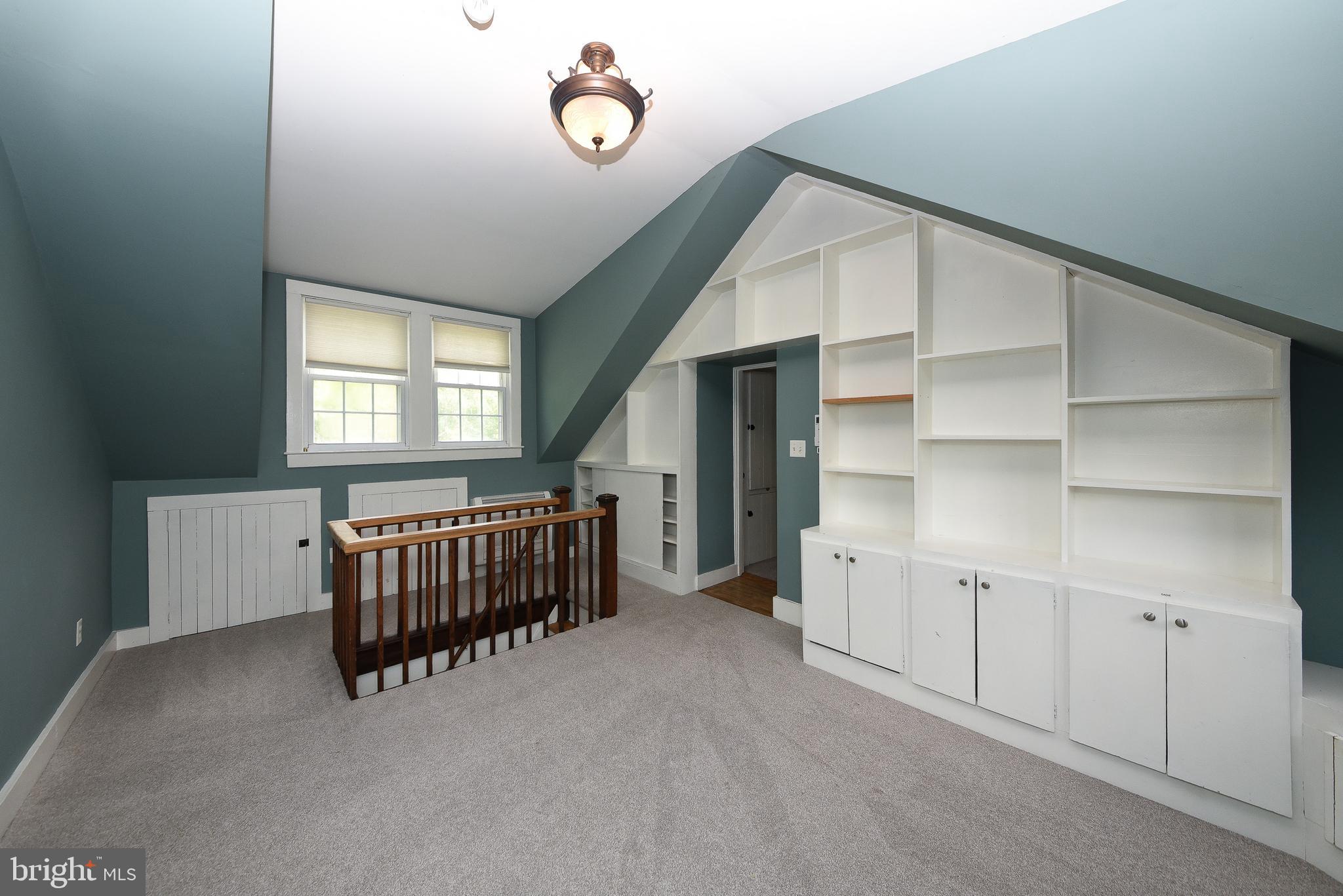 NESHAMINY HILLS - Residential