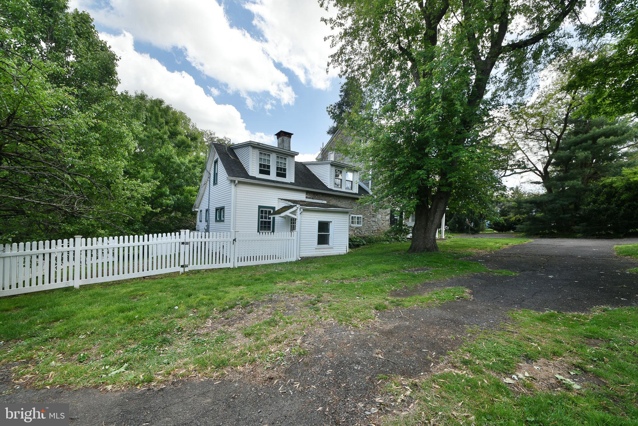 NESHAMINY HILLS - Residential