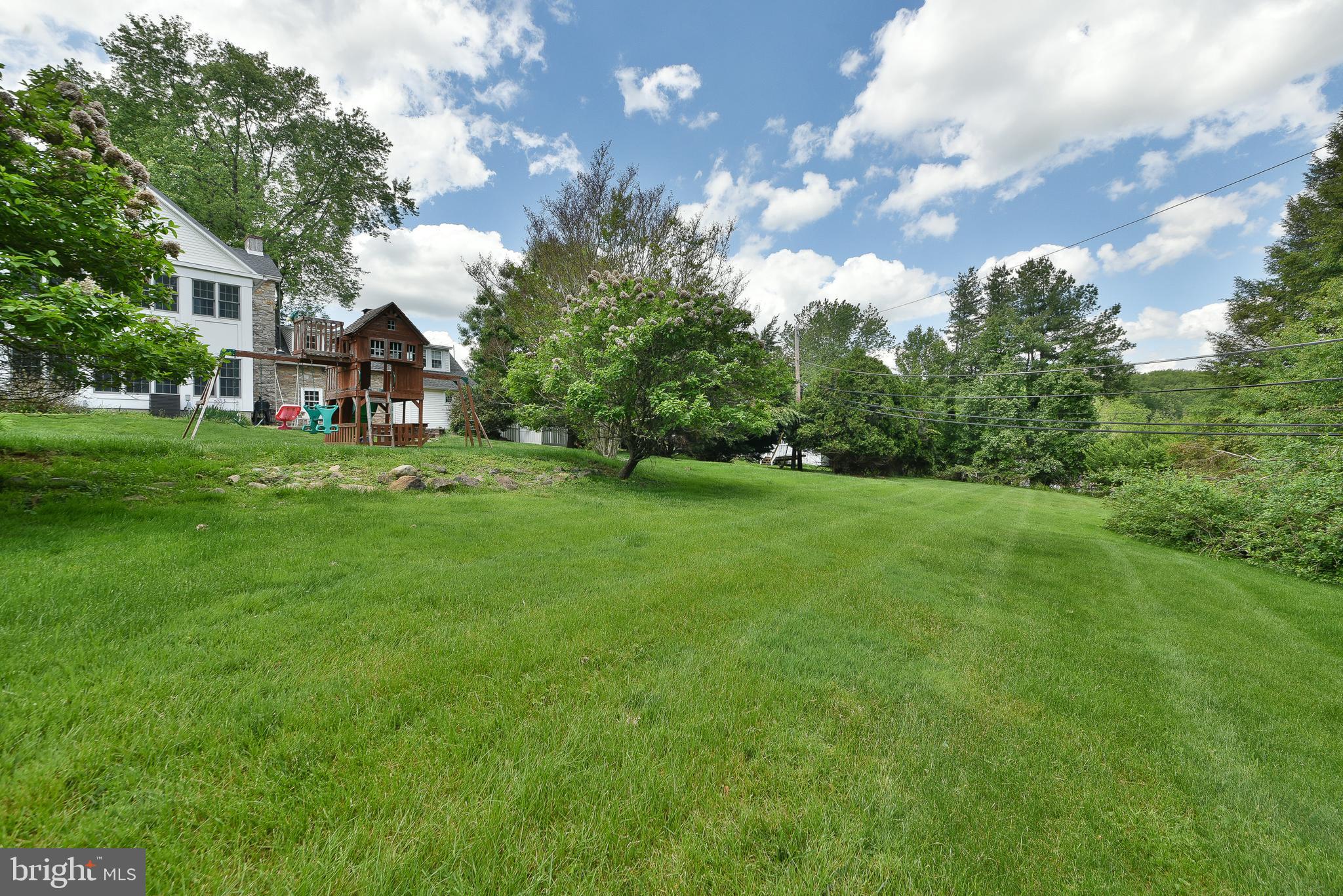 NESHAMINY HILLS - Residential