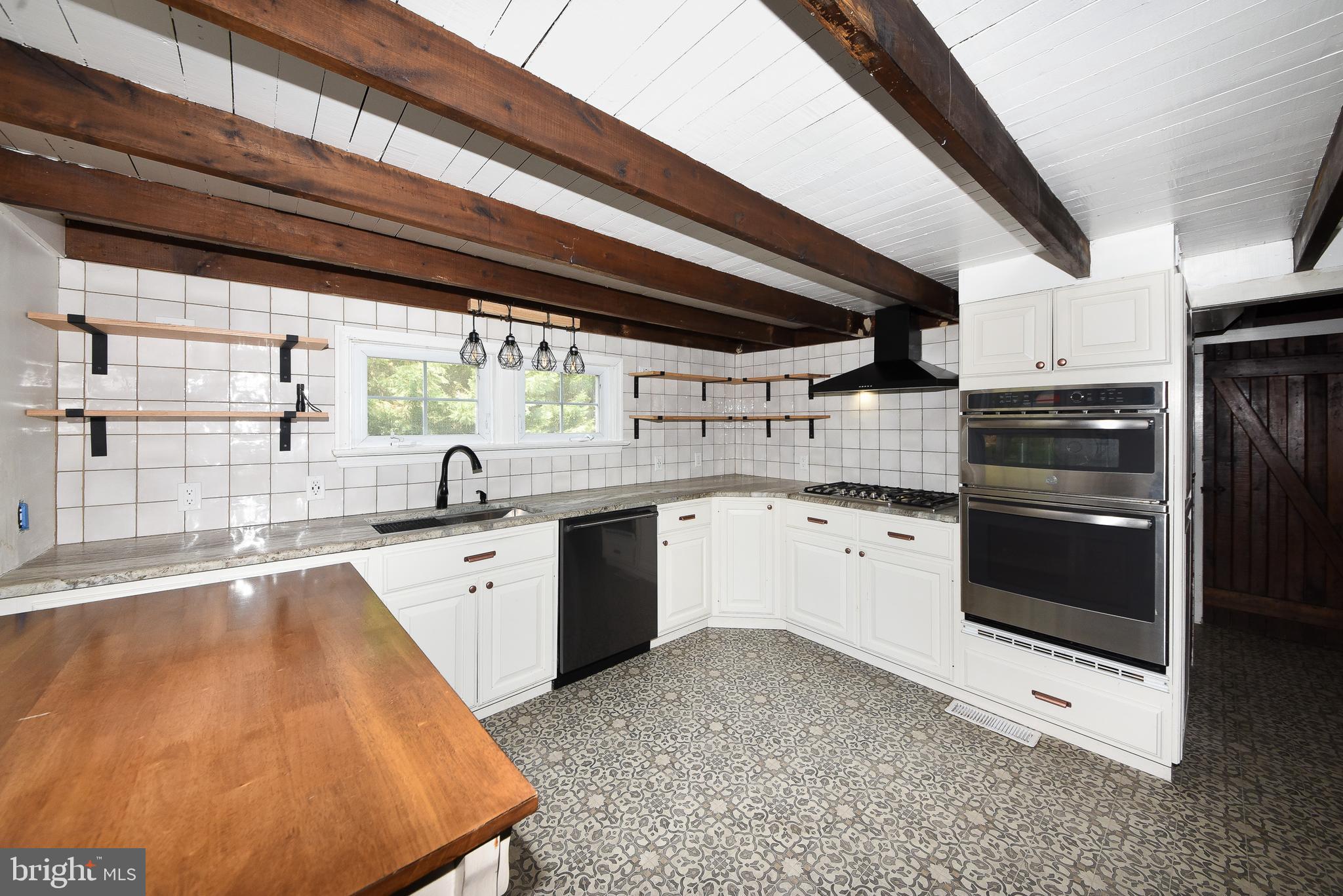NESHAMINY HILLS - Residential