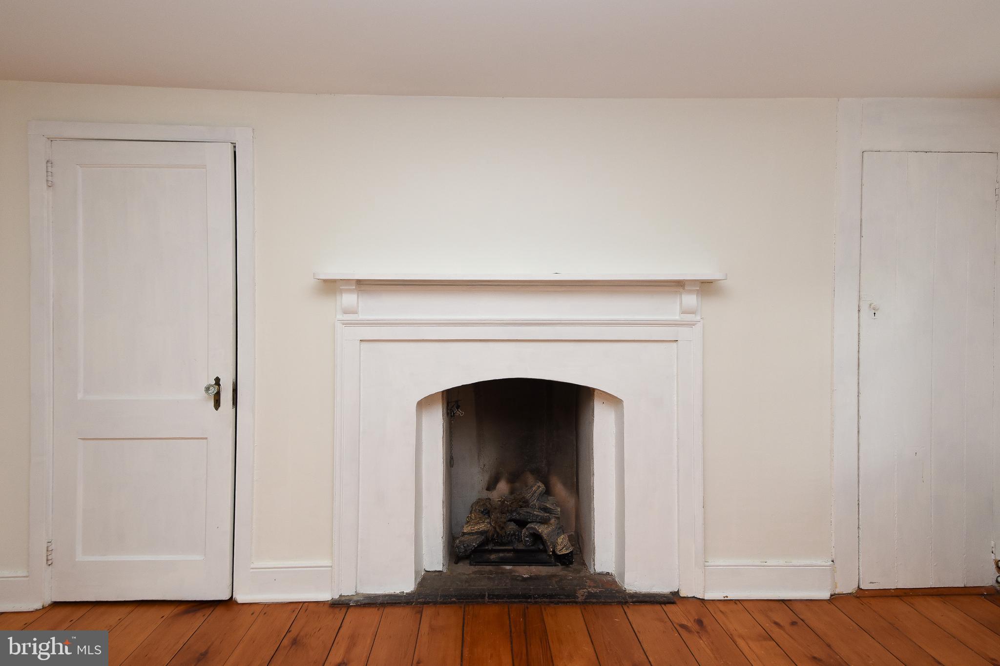 NESHAMINY HILLS - Residential