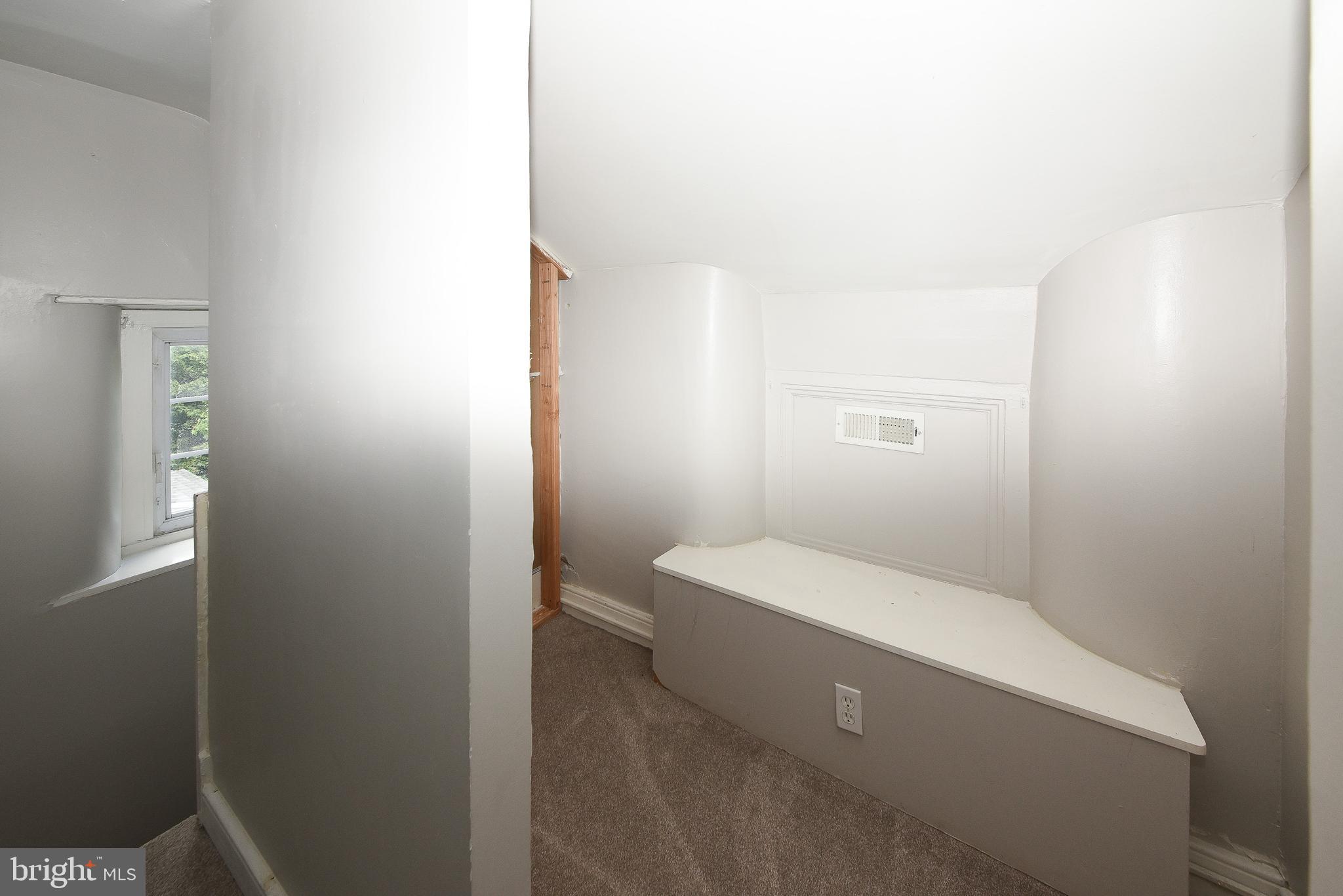 NESHAMINY HILLS - Residential