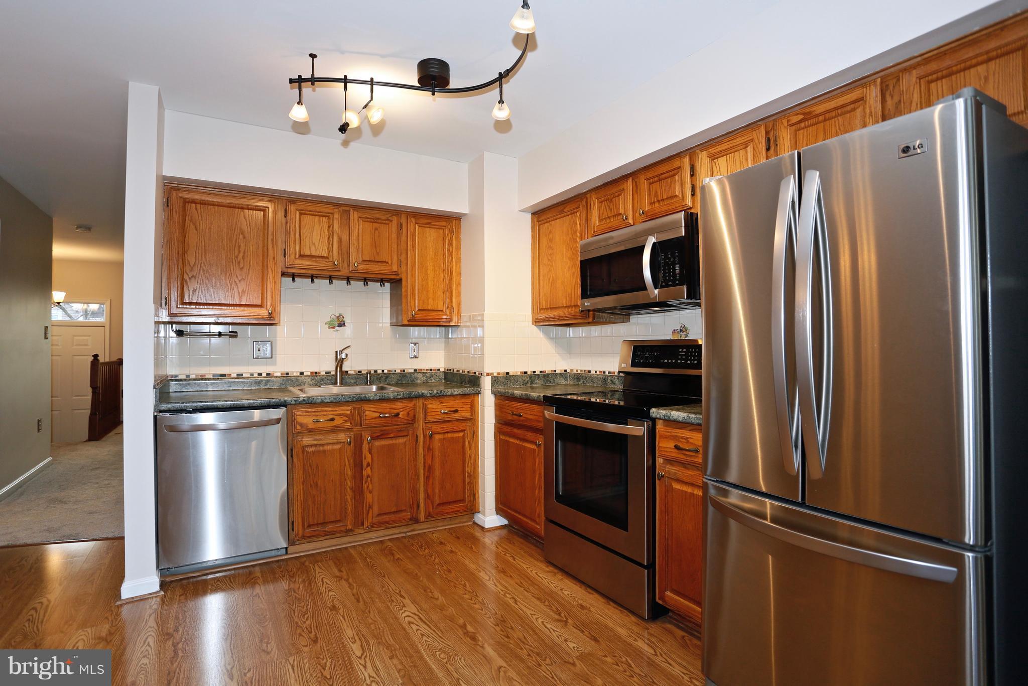 GUNNERS LAKE VILLAGE - Residential