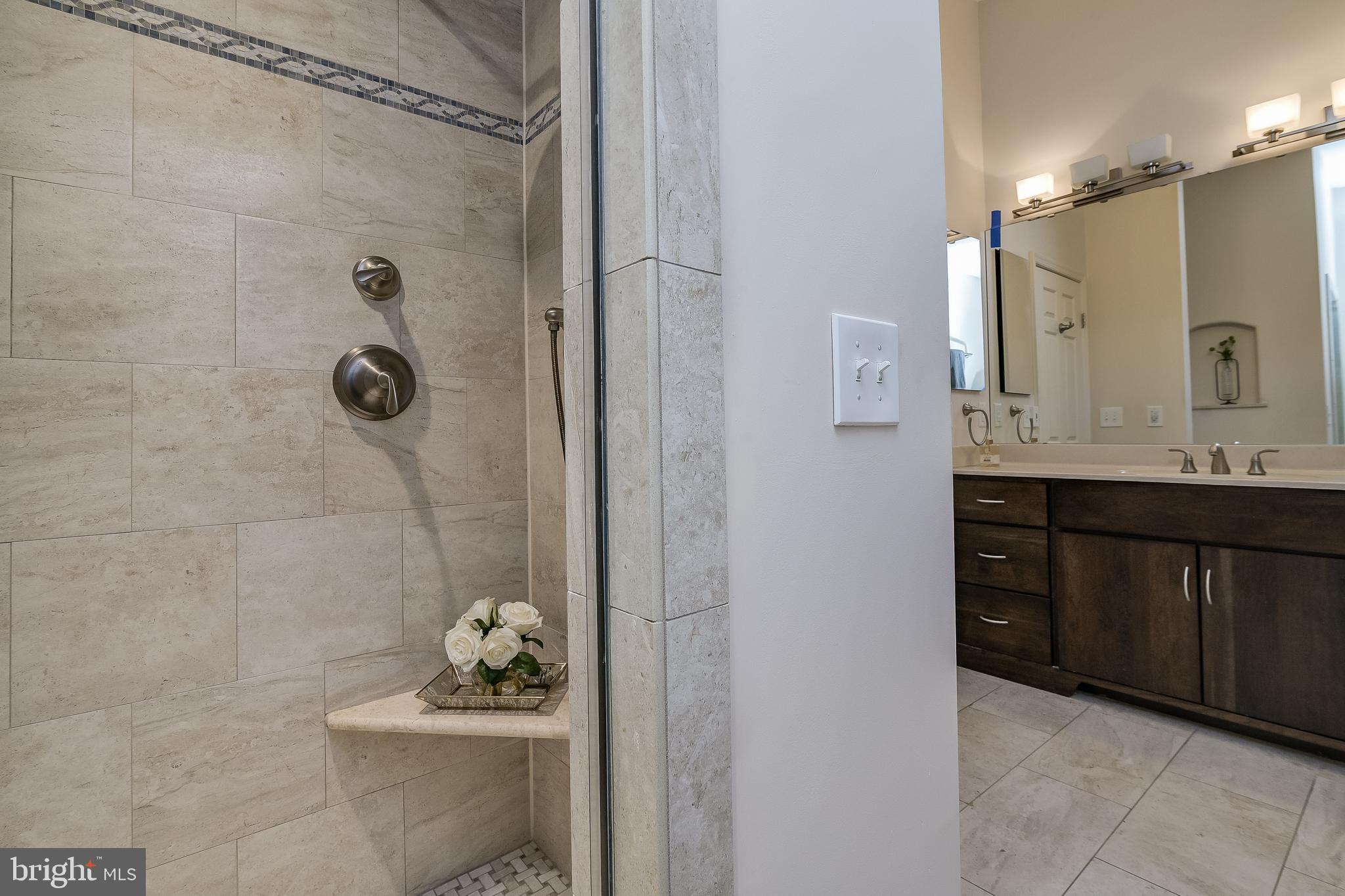 GLEN MILL VILLAGE - Residential