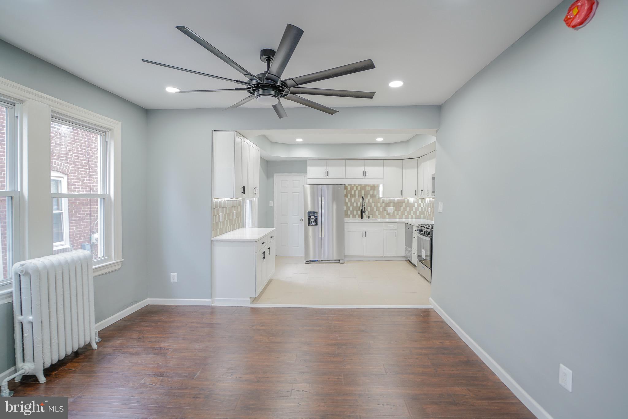LAWNCREST - Residential