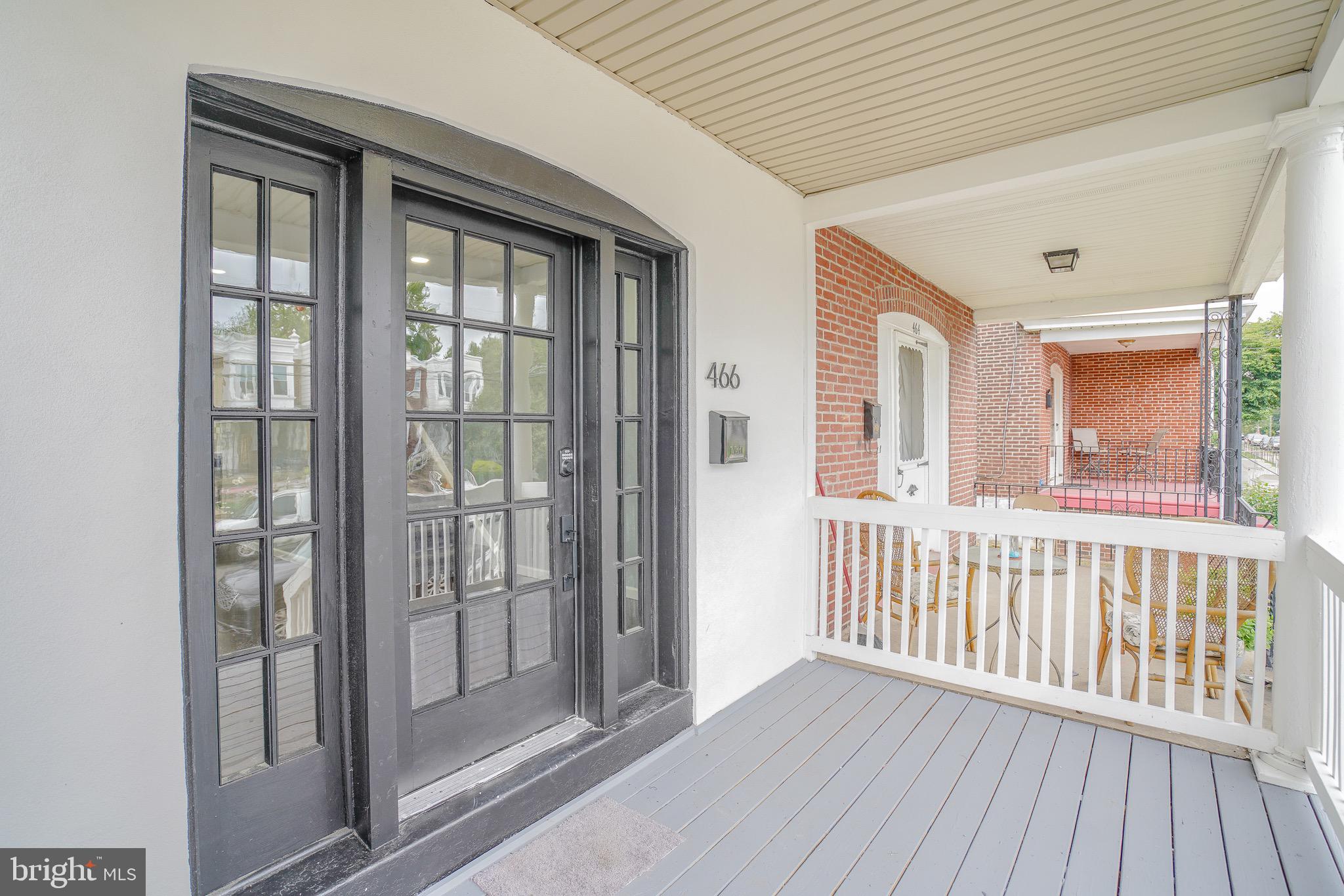 LAWNCREST - Residential
