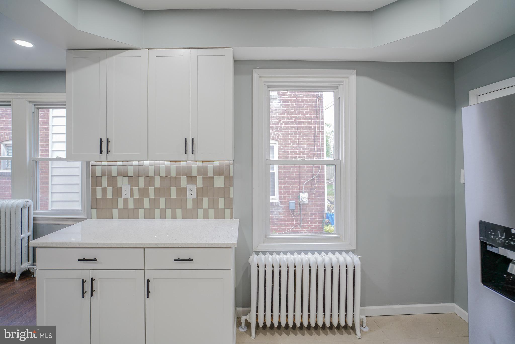 LAWNCREST - Residential