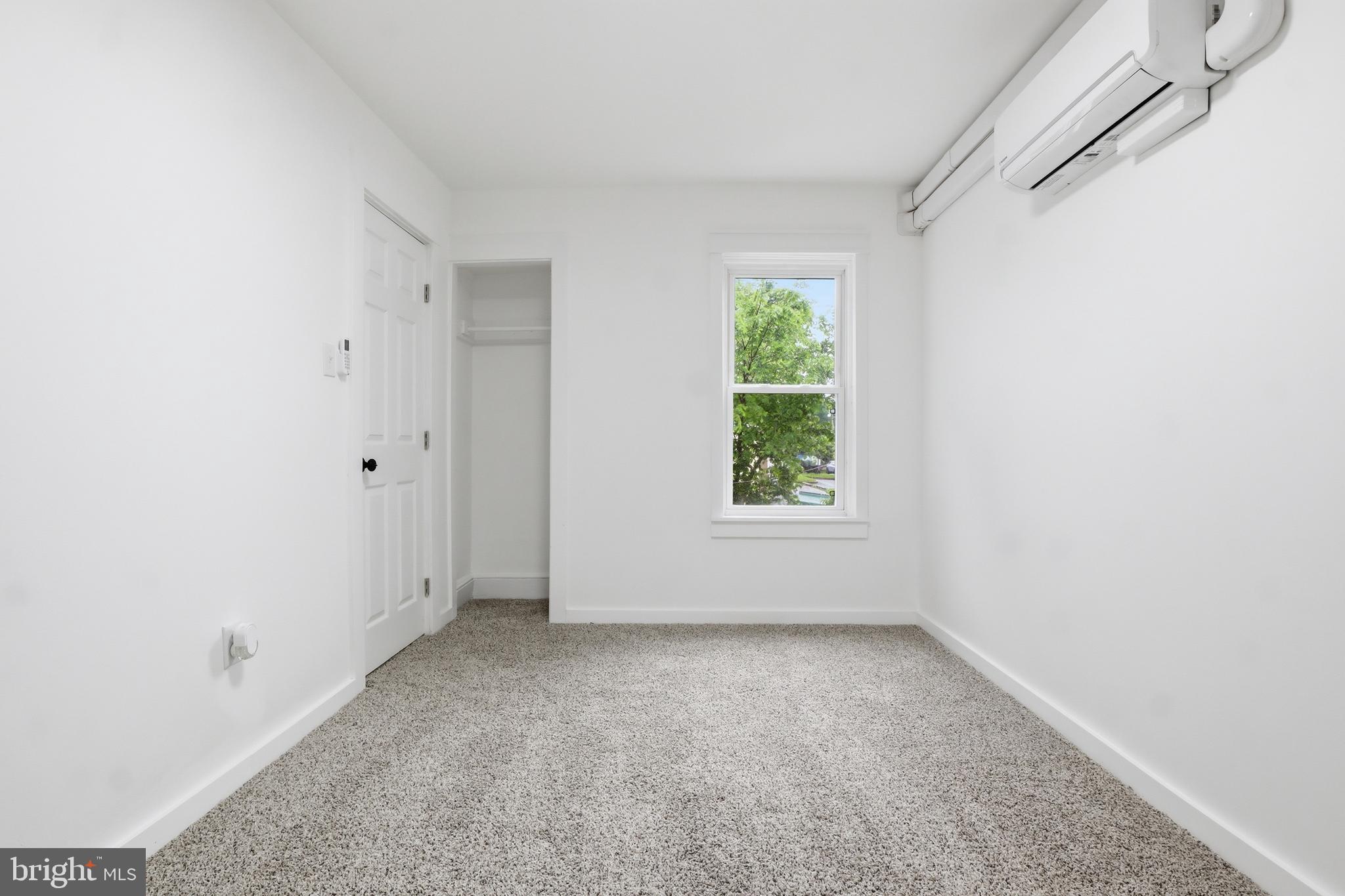 SOUTH WEST LANCASTER - Residential
