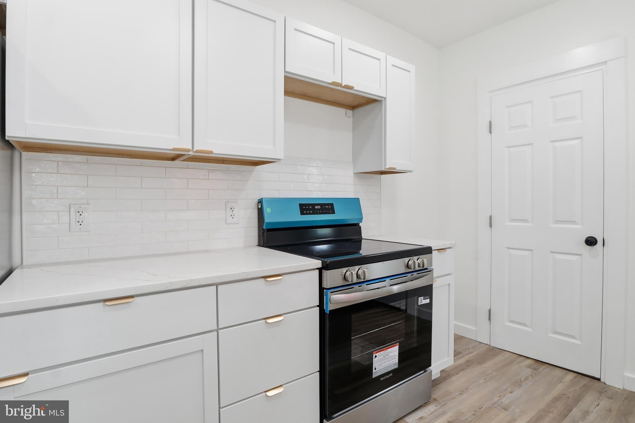 SOUTH WEST LANCASTER - Residential