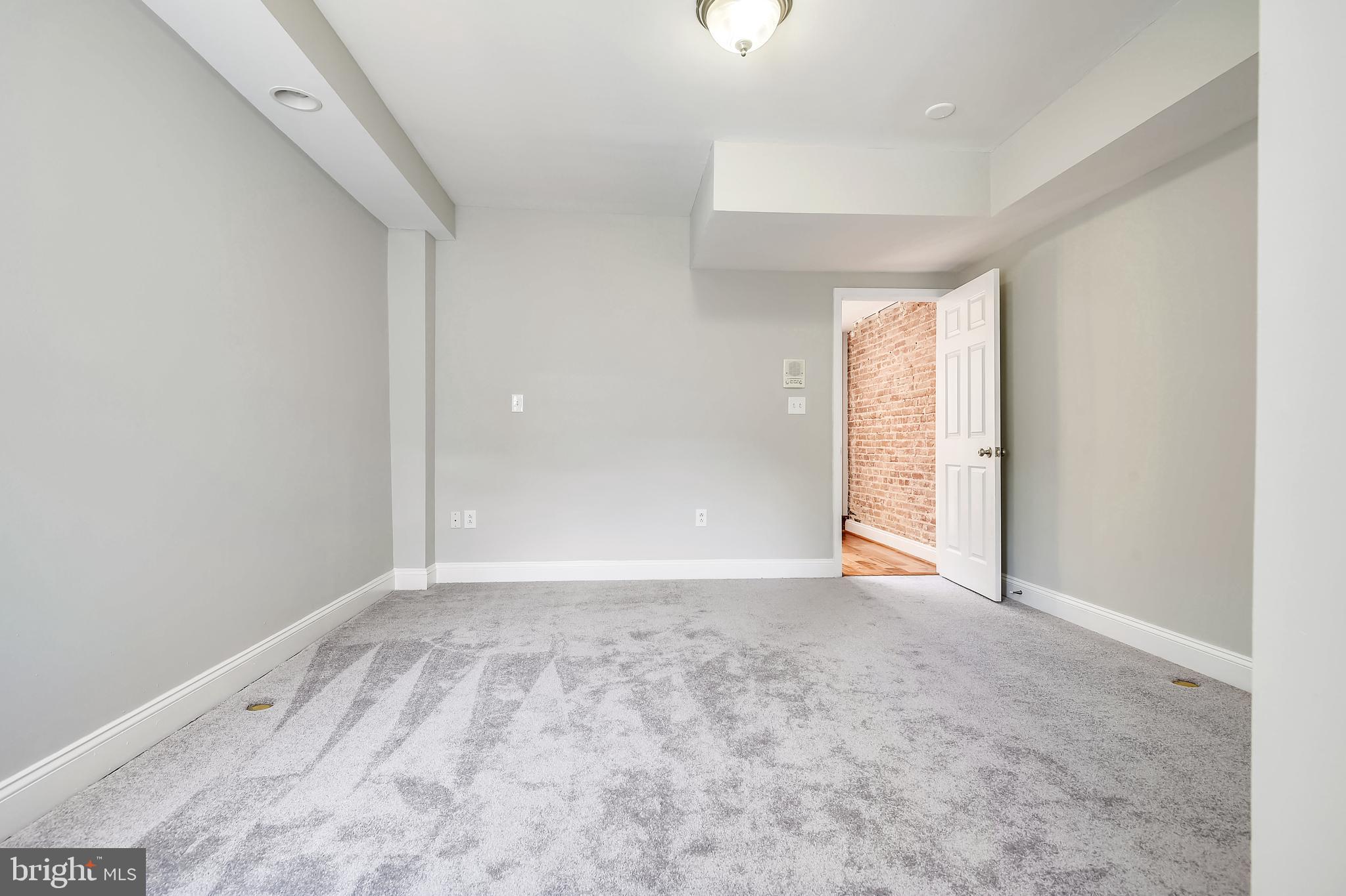 UPPER FELLS POINT - Residential