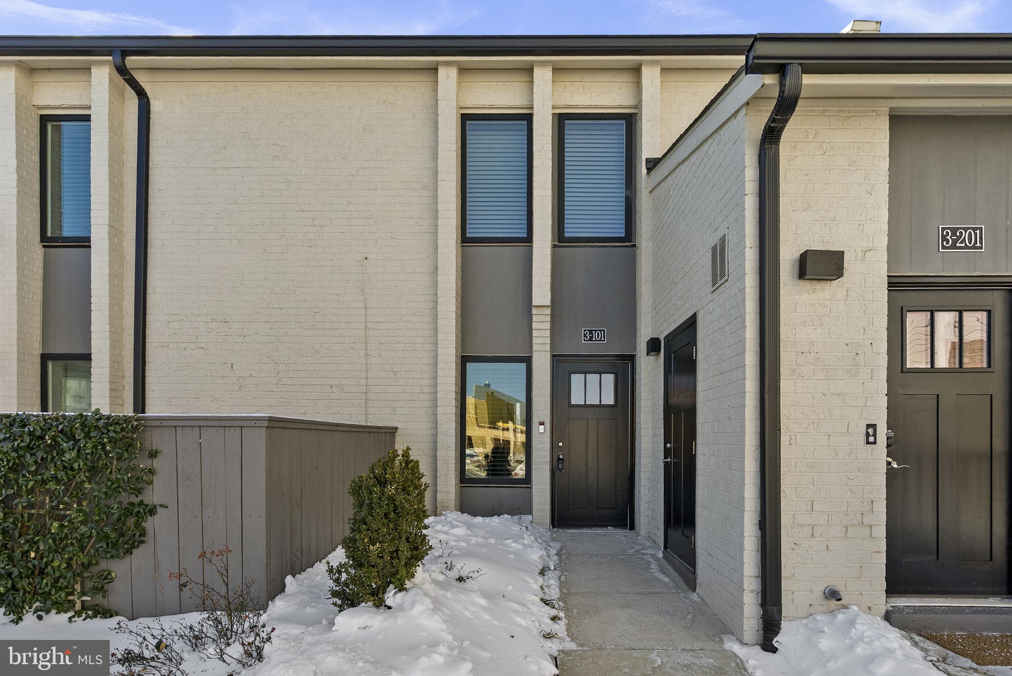 MONTGOMERY VILLAGE - Residential