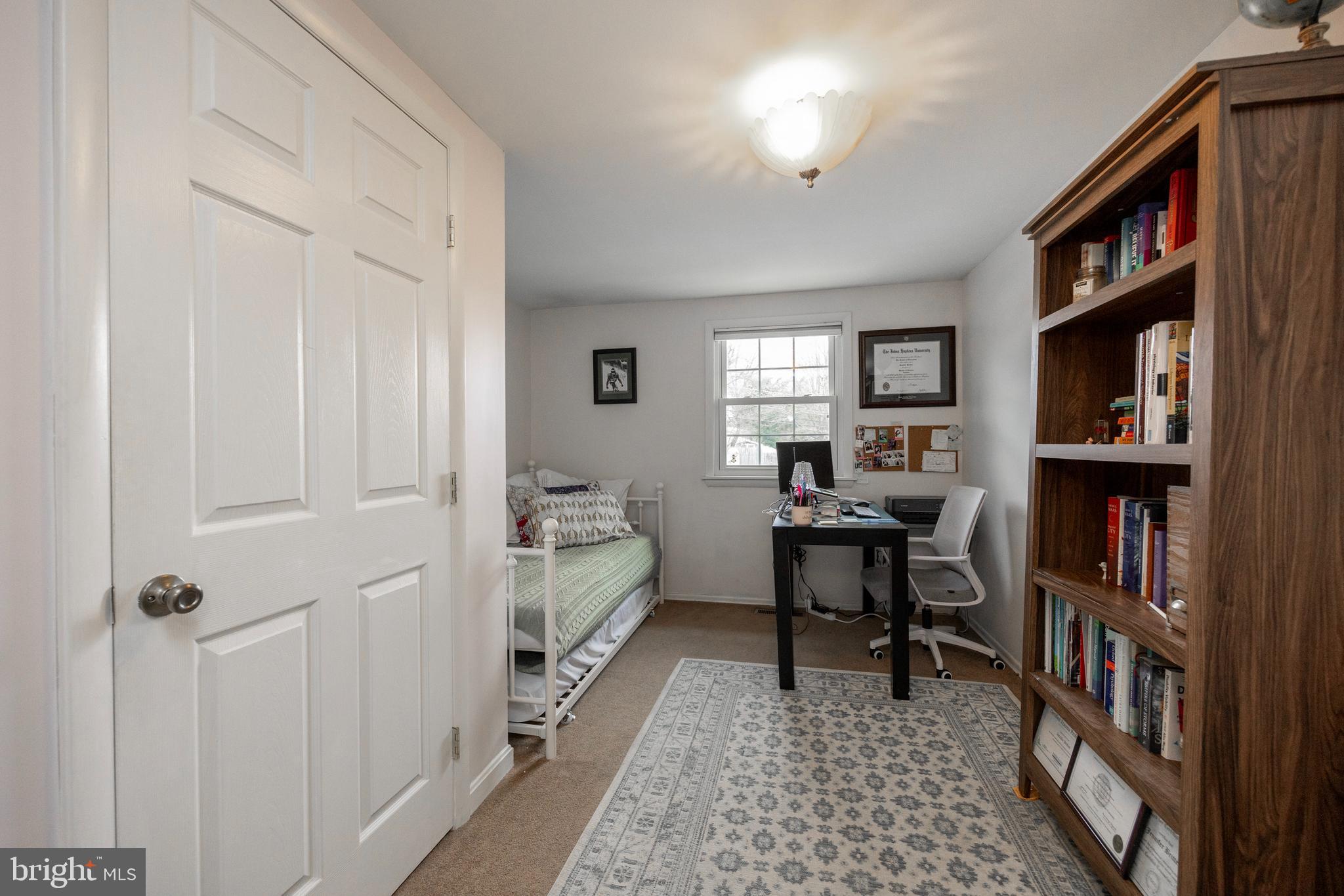 COLONIAL MEWS - Residential