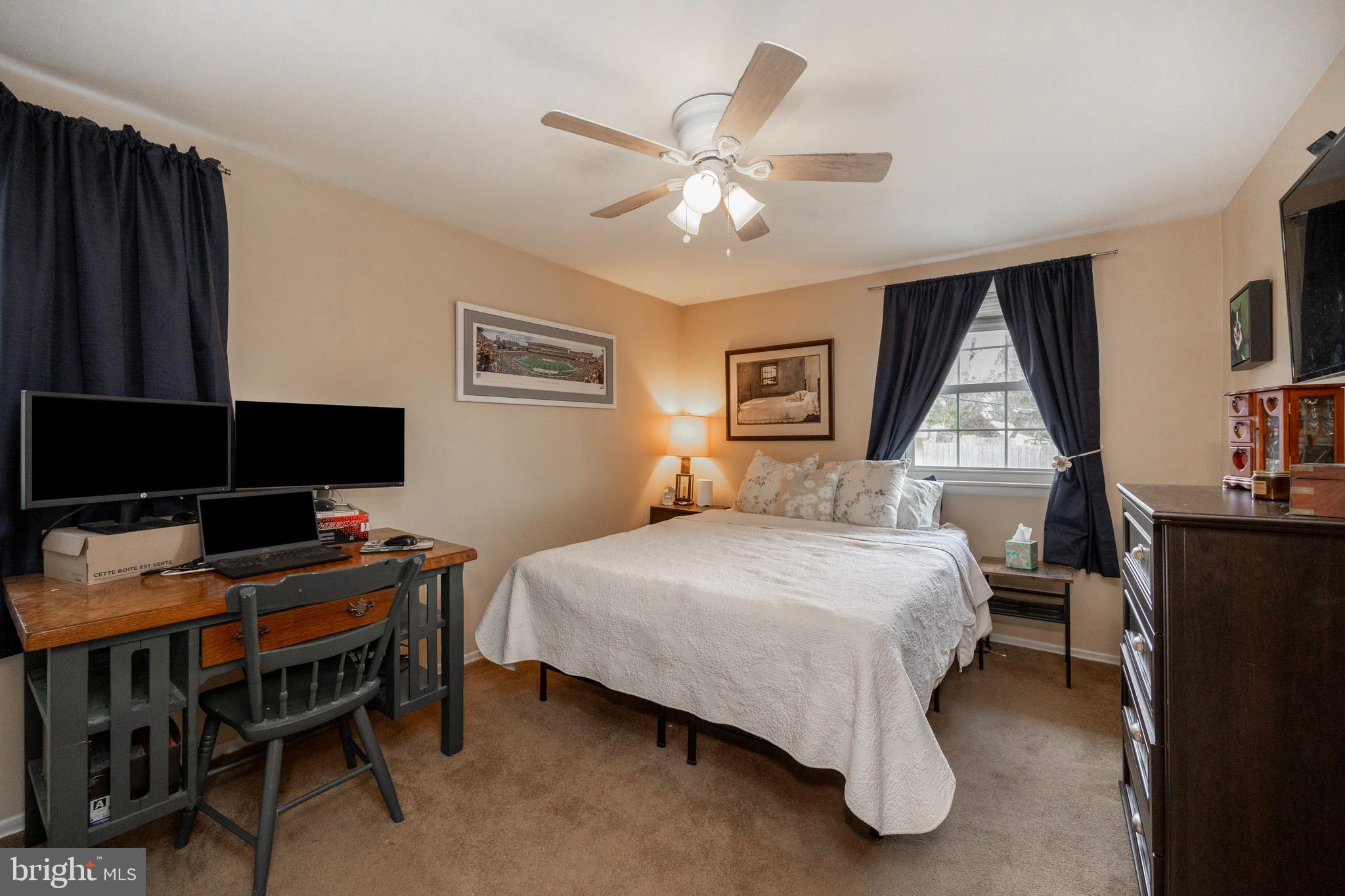 COLONIAL MEWS - Residential