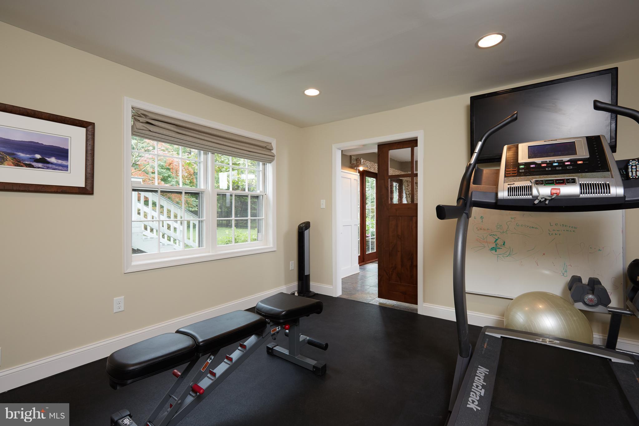 MCAULEY PARK - Residential
