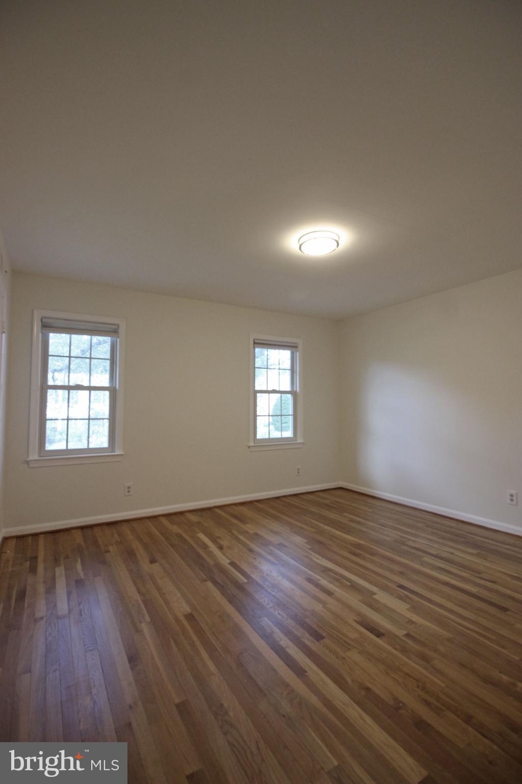 HOLLIN GLEN - Residential Lease