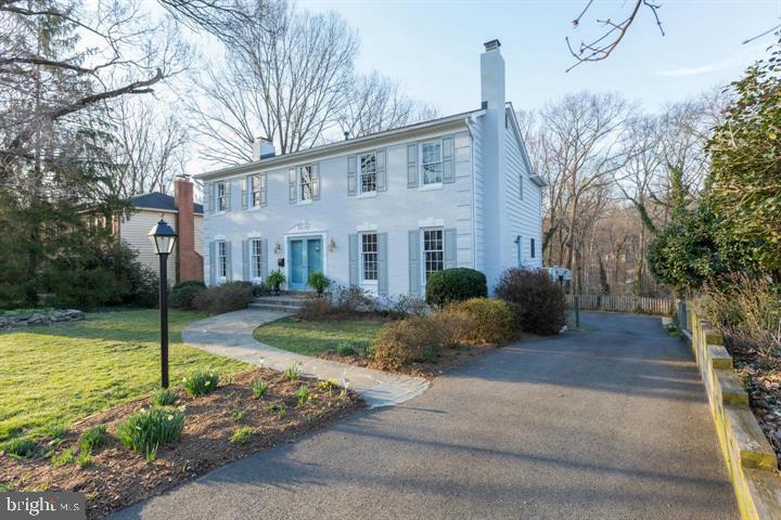 Beautiful 4 Bedroom, 3.5 bath Single Family House with a 1 car garage in Alexandria. Entering this amazing space you are welcomed by the enormous living room. Here you will find the first of two wood burning fireplaces, as well as white oak hardwood floors, built-in shelving and ample natural light. The dining room is next, which leads to the modern kitchen. The kitchen features stainless steel appliances, great counter space, ample cabinet space and access to the huge private deck. The lower level boasts the spacious recreation room, holding the second wood burning fireplace as well as the same flooring found on the main level. The upstairs level is where you will find the 4 bedrooms, each with stunning white oak hardwood, generous closet space and ample natural light. Enjoy the comfort of being close to Old Town, Potomac River and DC Metro!