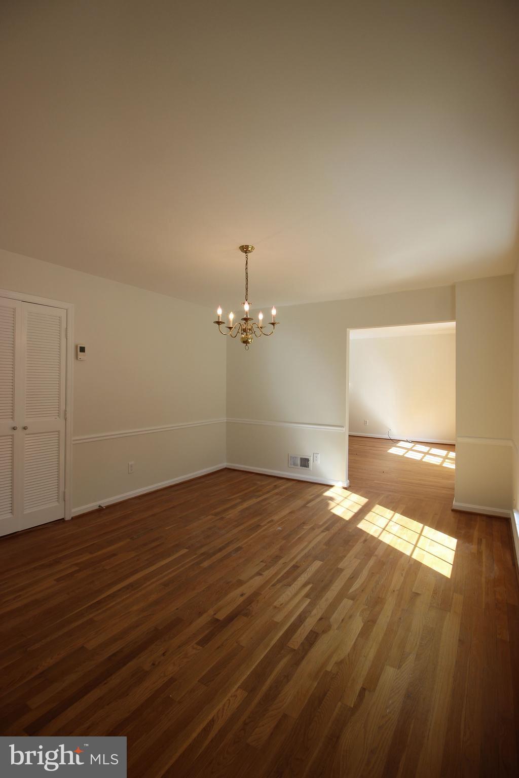 HOLLIN GLEN - Residential Lease