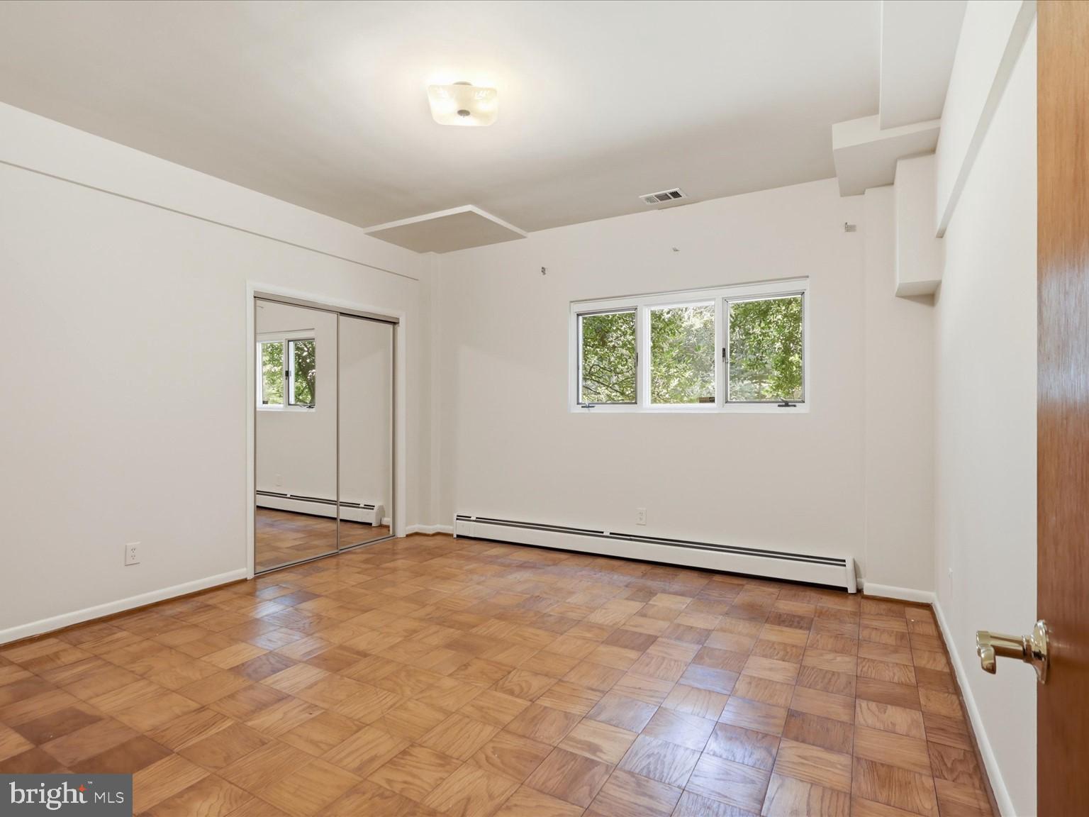 WALTERS WOODS - Residential