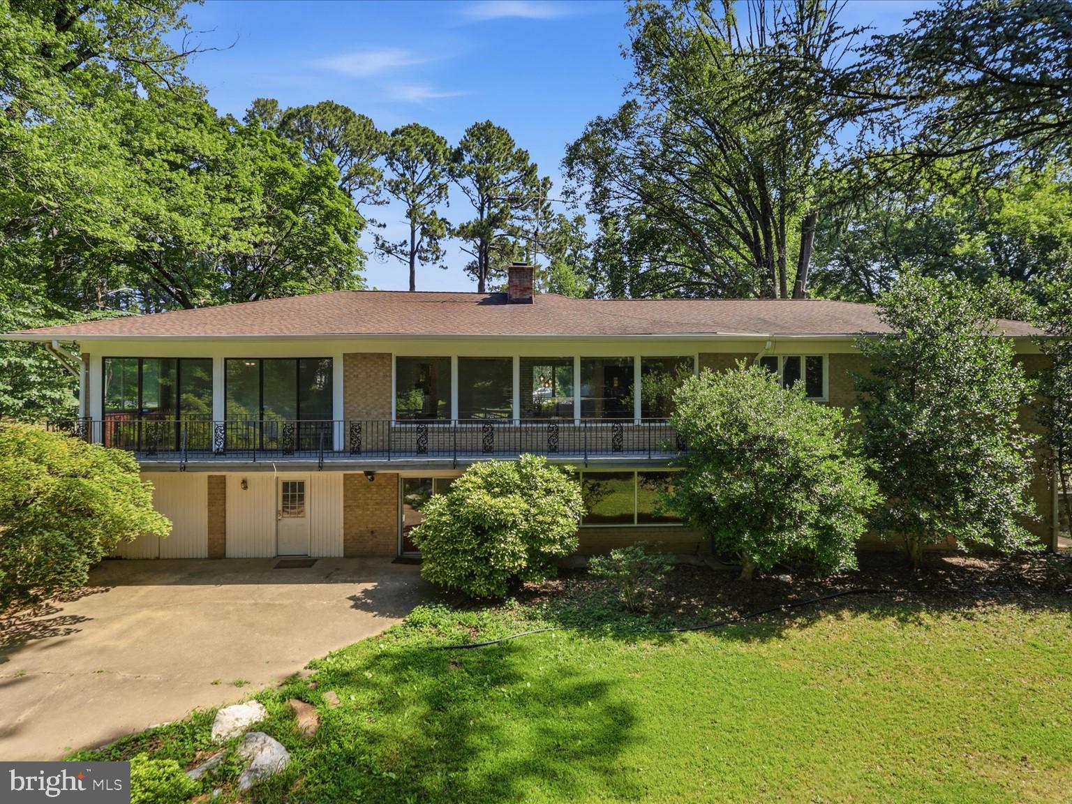WALTERS WOODS - Residential