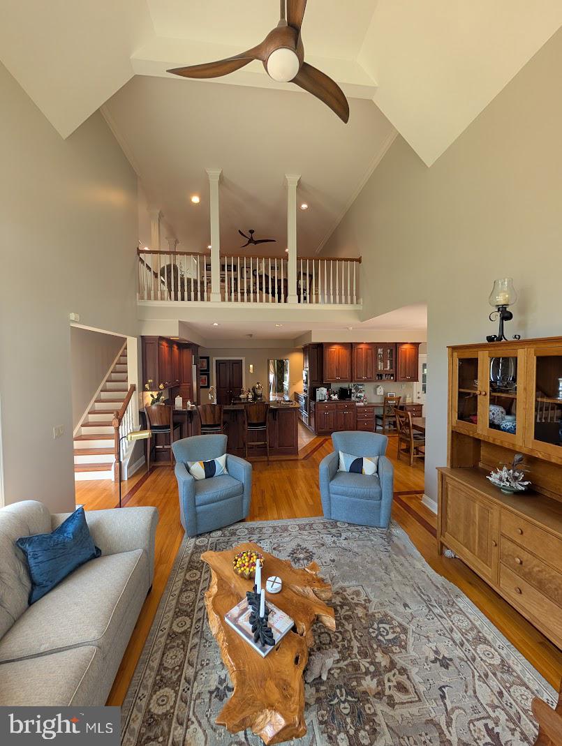 RICH VALLEY MANOR - Residential